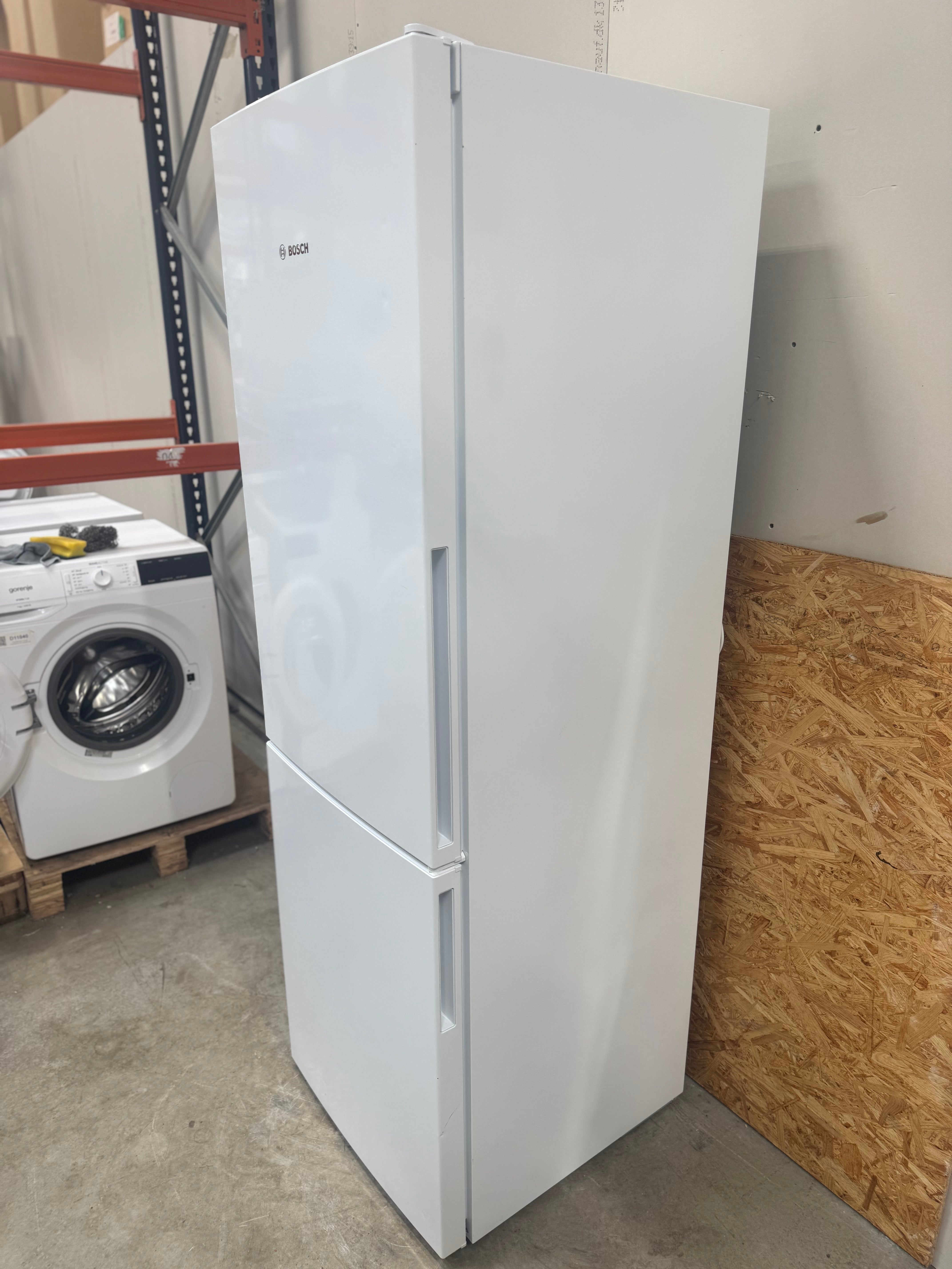 Bosch køle/fryseskab KGV36UW20 - D16200