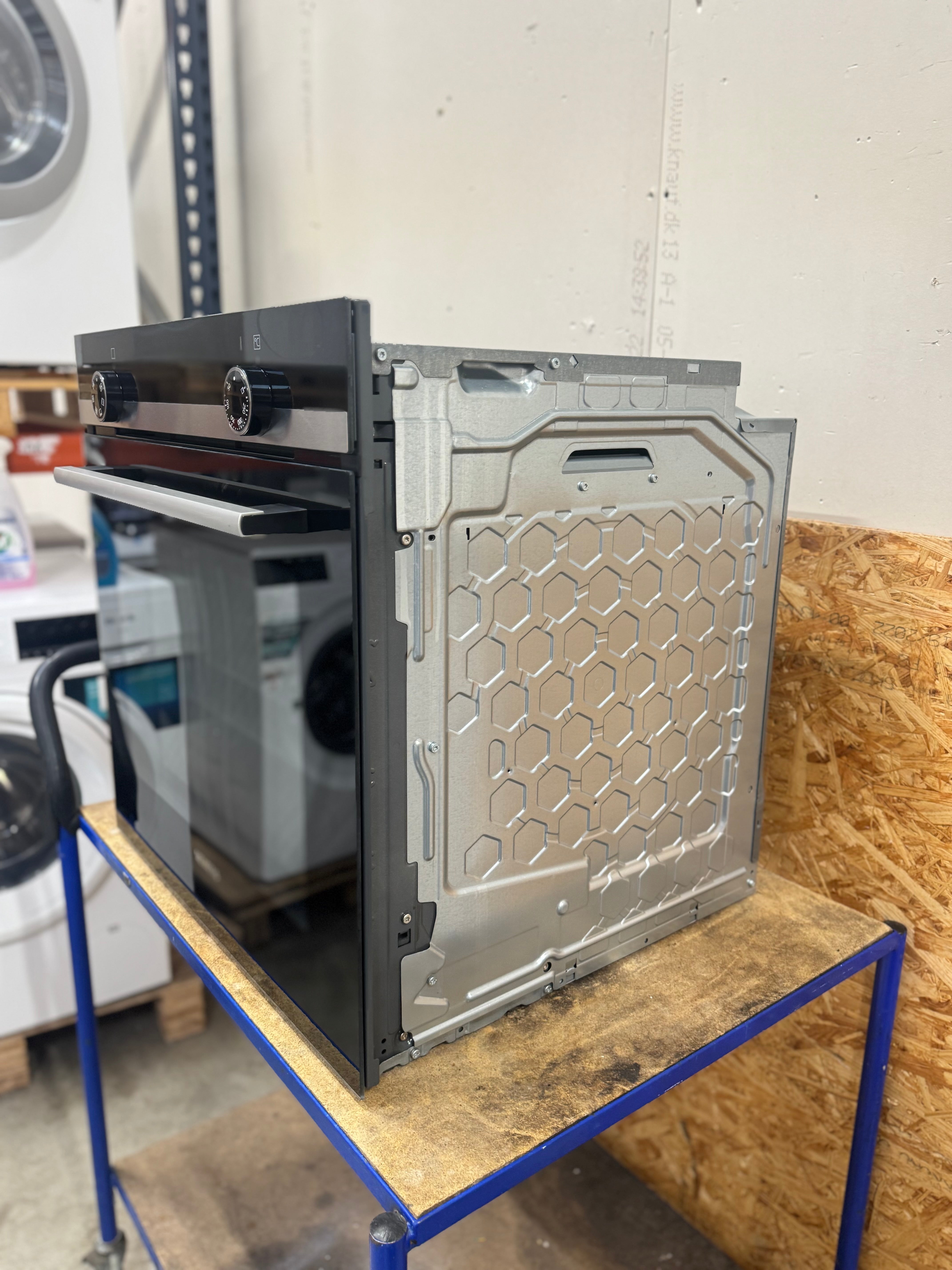 Siemens indbygningsovn HB510ABR0S - D17130