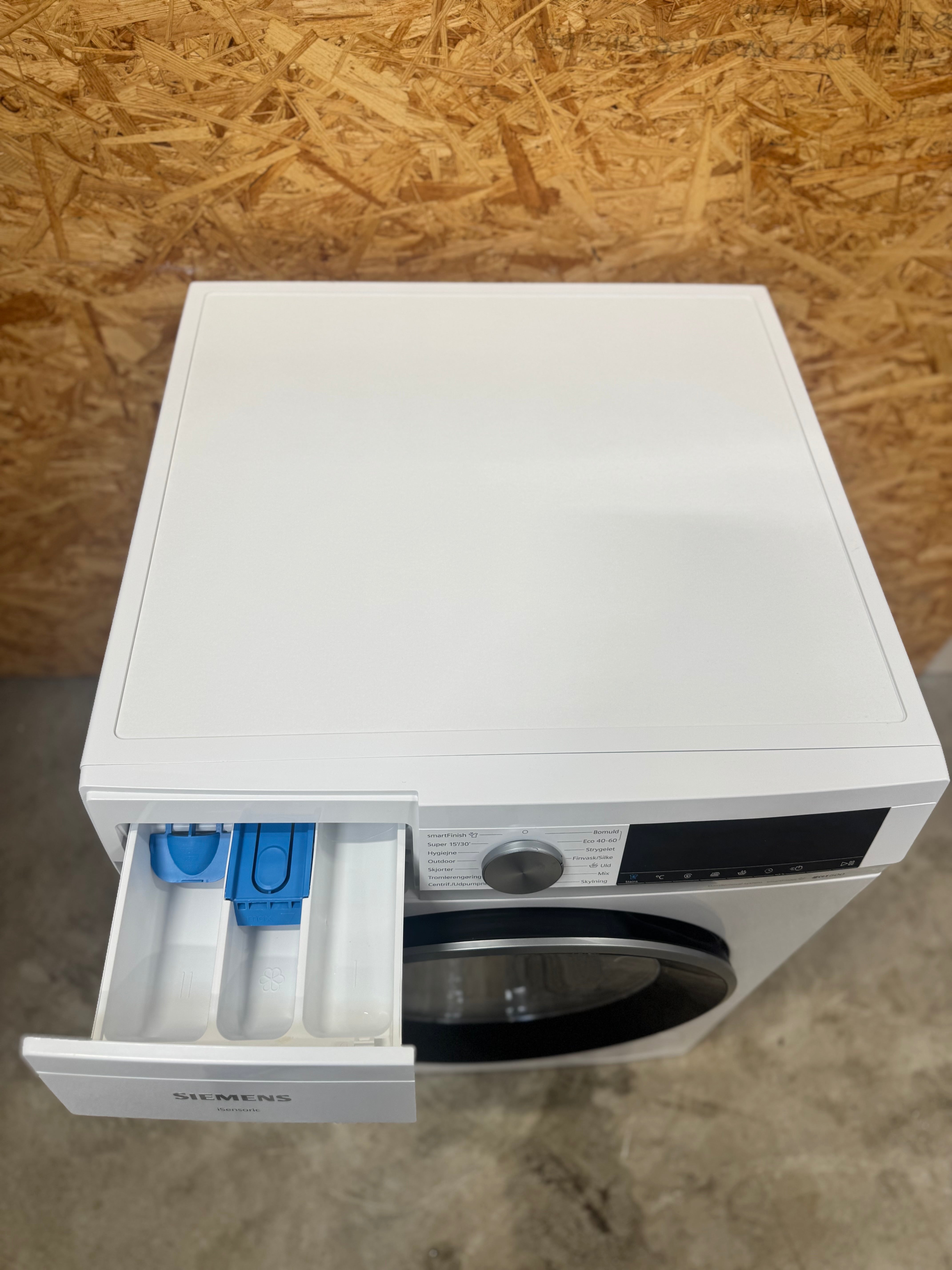 Siemens iQ500 vaskemaskine 9 kg. WG44G12BDN - D17013