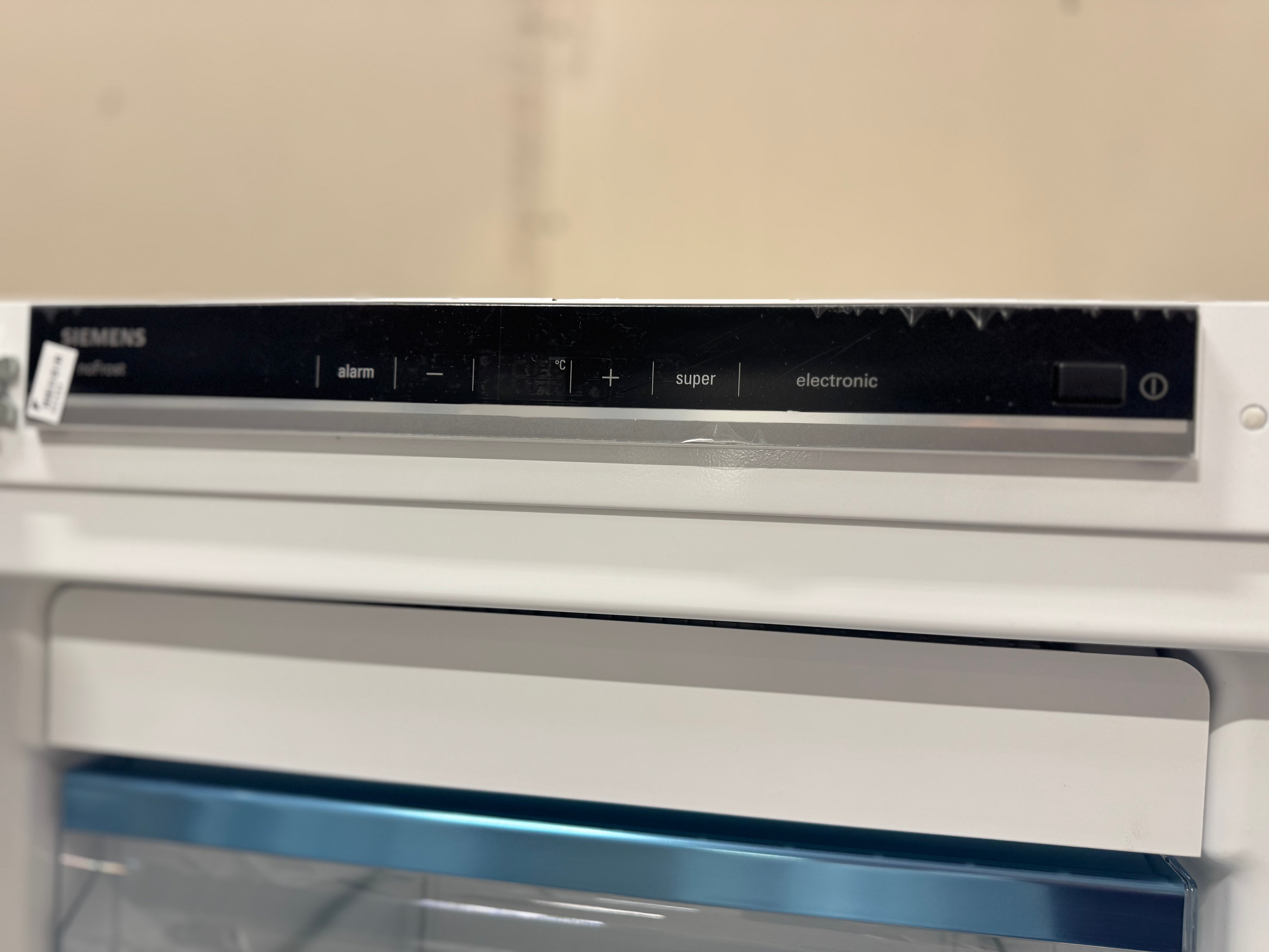 Siemens IQ500 integrerbar fryser GI81NECE0 - D16981