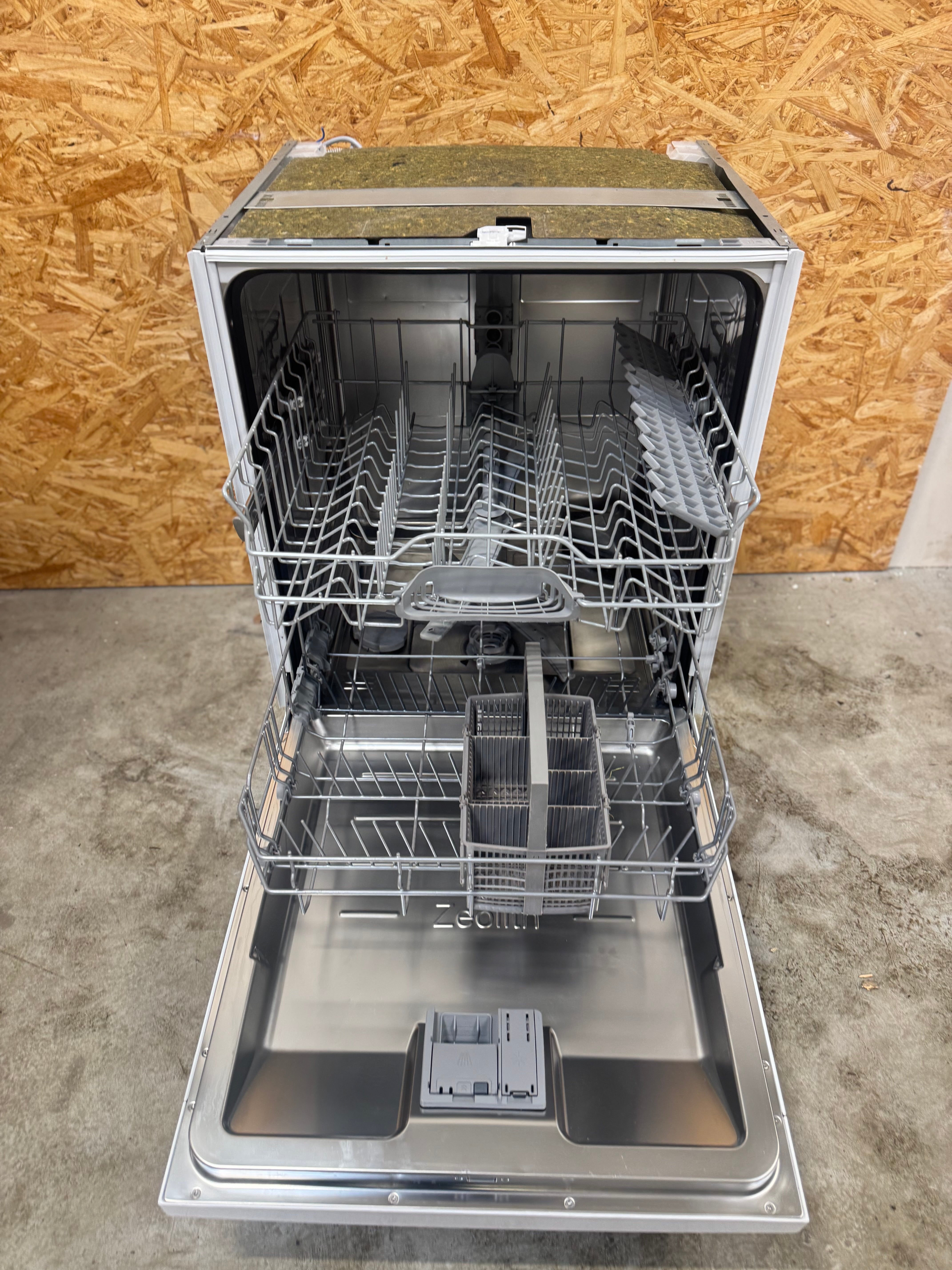 Bosch opvaskemaskine SMU46CW02S - D17133