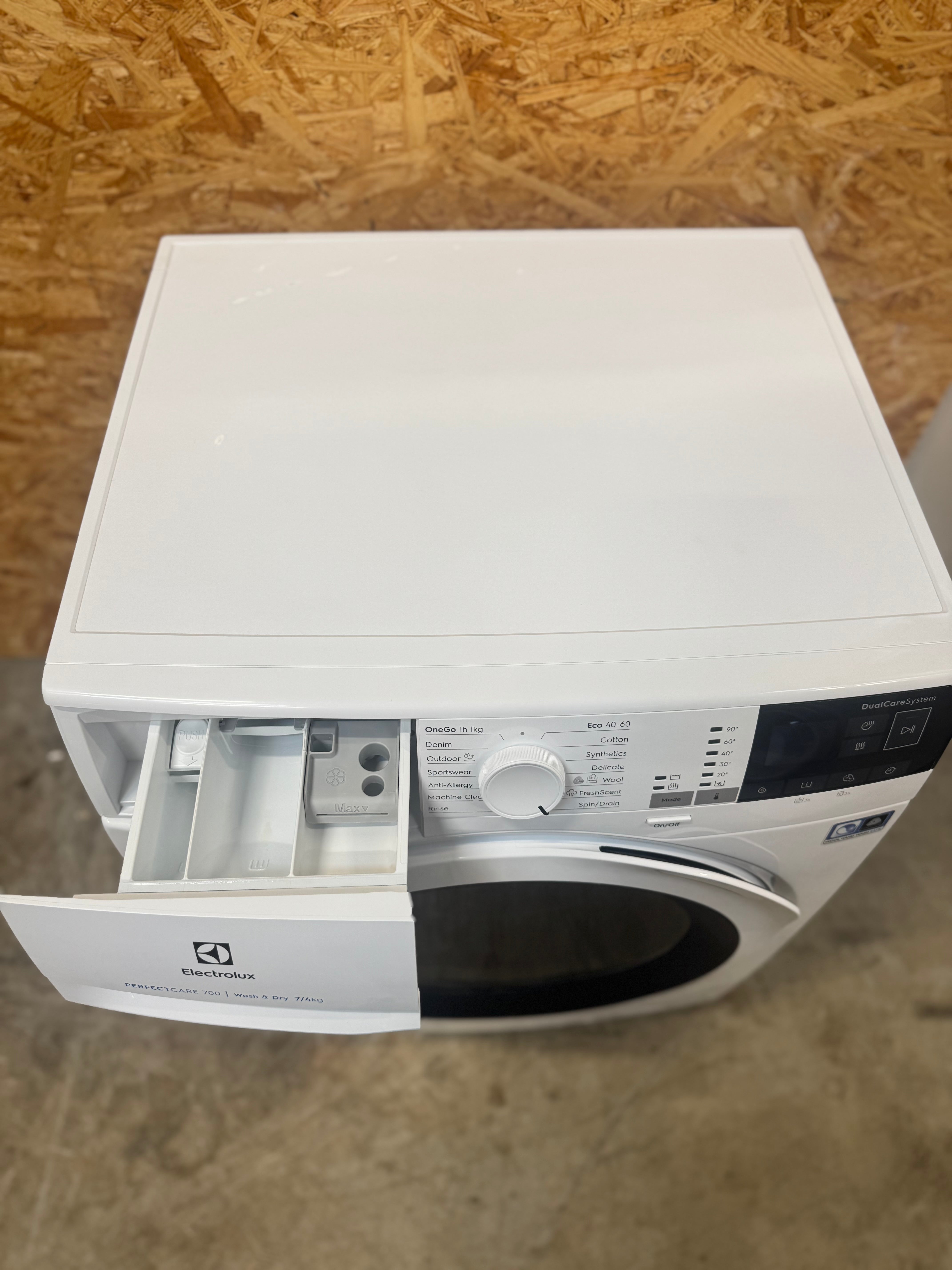 Electrolux vaske/tørremaskine EW7W447W - D16246