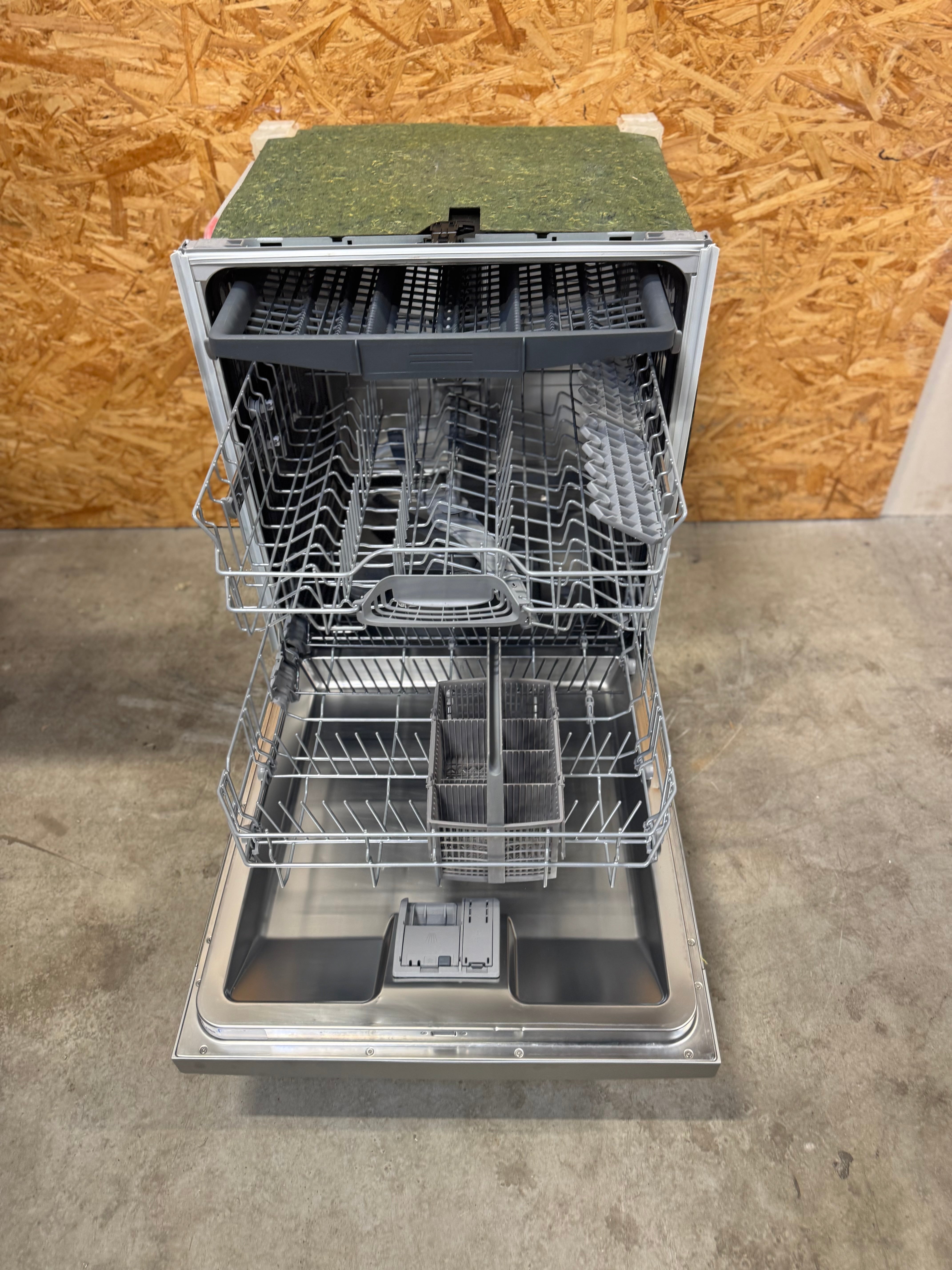 Siemens iQ300 opvaskemaskine SN43HI88CS - D16500