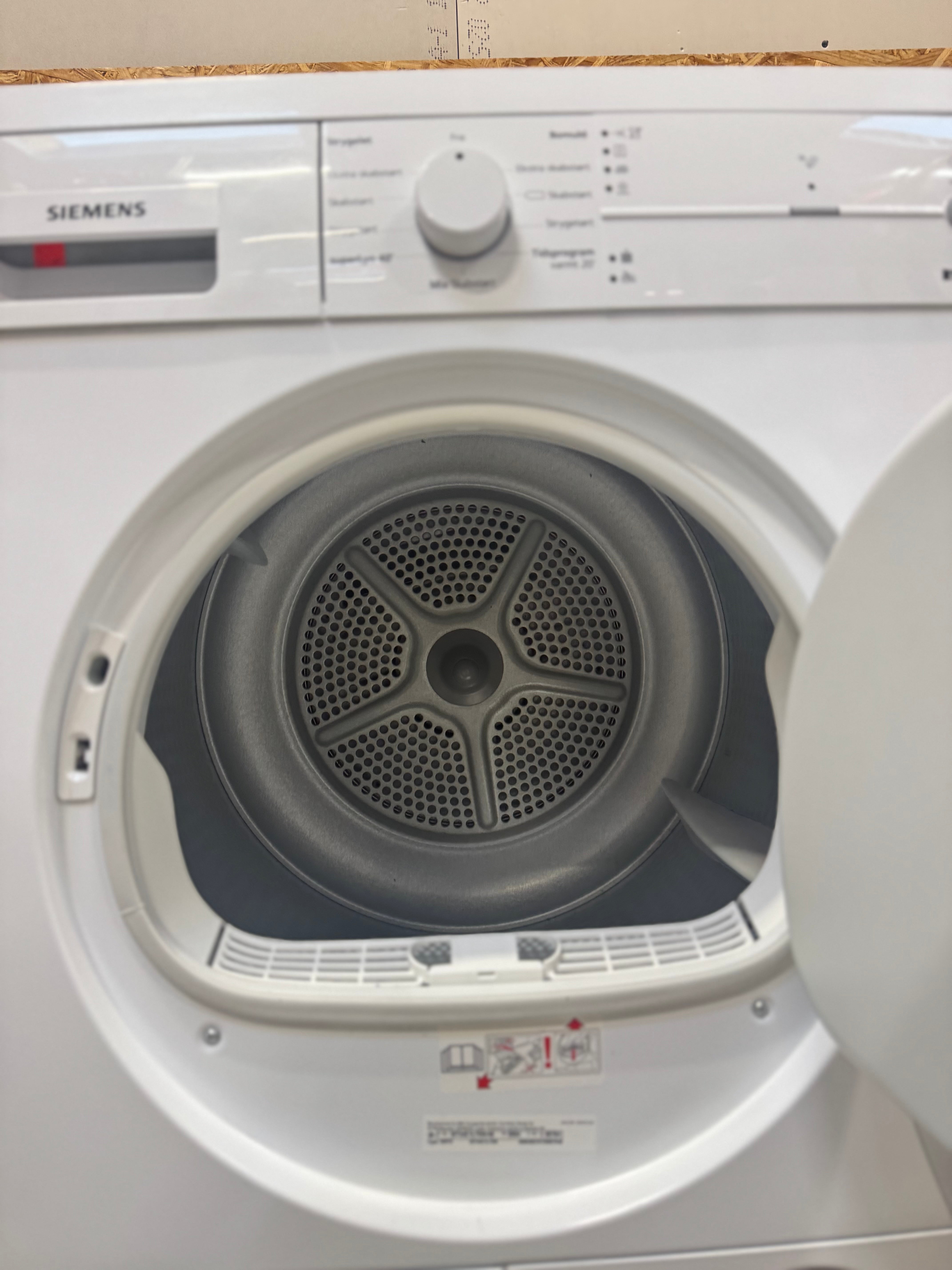 Siemens kondenstørretumbler WT44E1L7DN - D14518