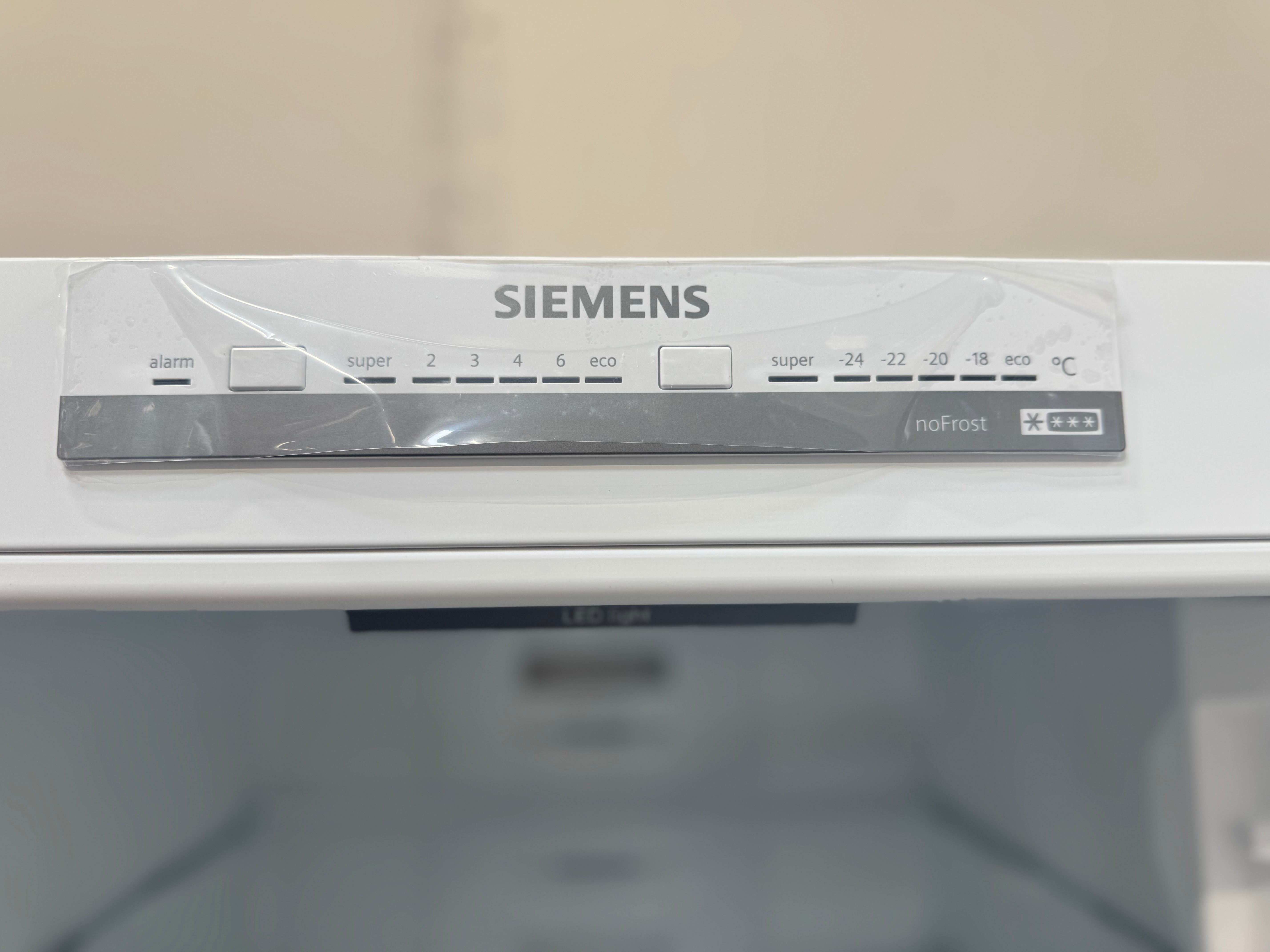 Siemens iQ300 køle/fryseskab KG36NVWEB - D15443