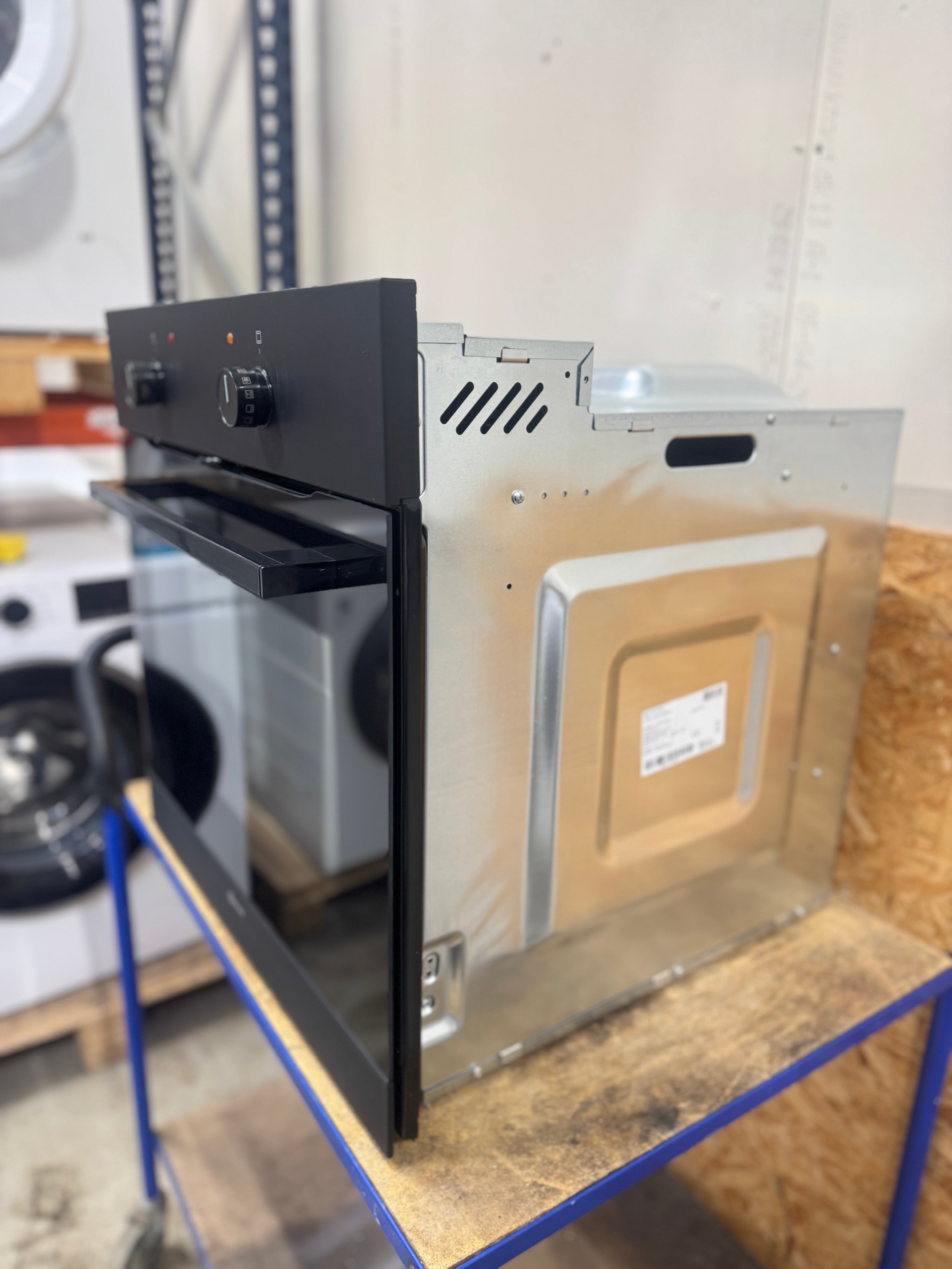 Gram indbygningsovn IO5610-90B - D17827