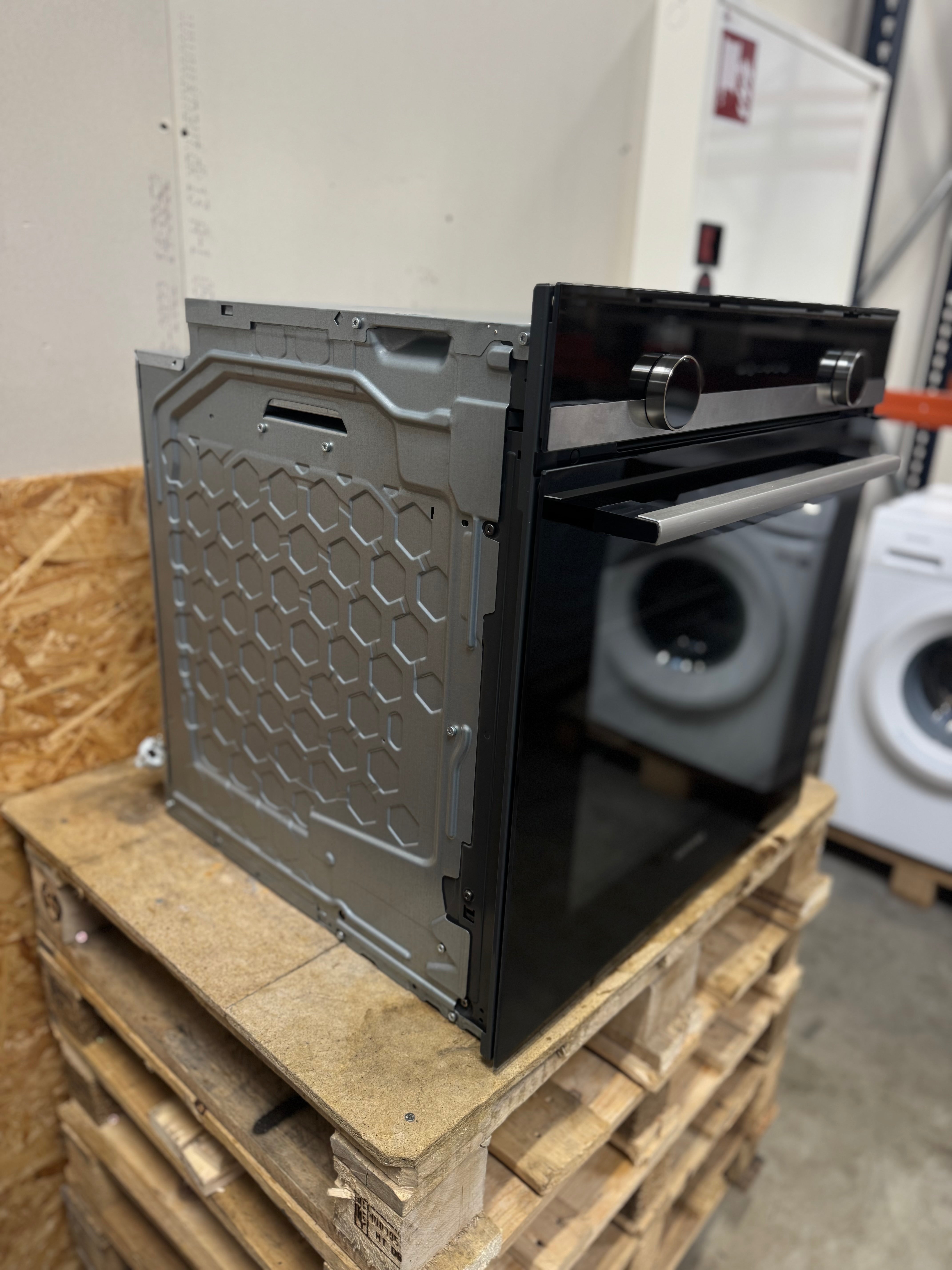 Siemens iQ500 indbygningsovn HB578ACS0S - D14644