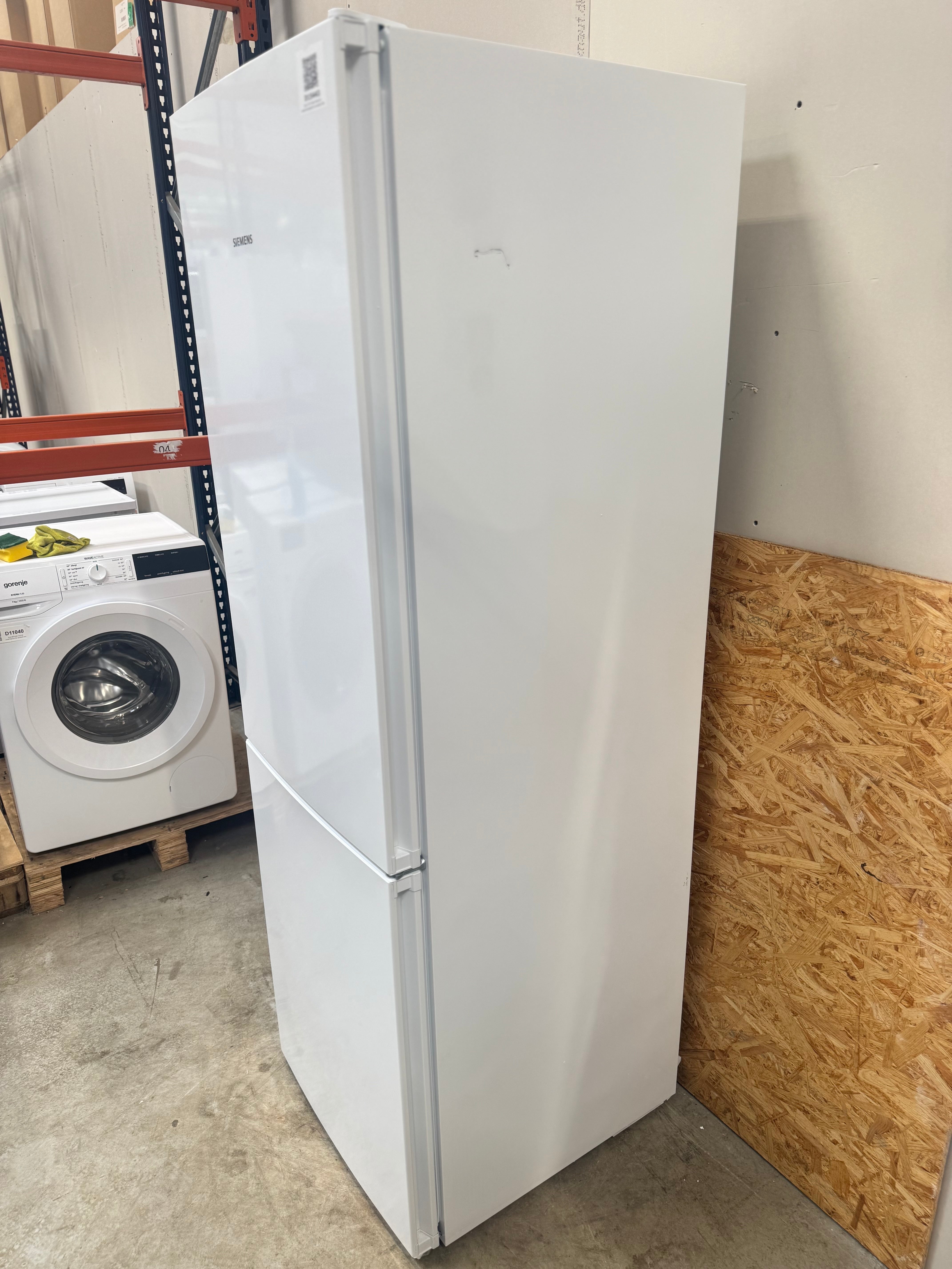 Siemens iQ300 køle/fryseskab KG36NVWEB - D15443
