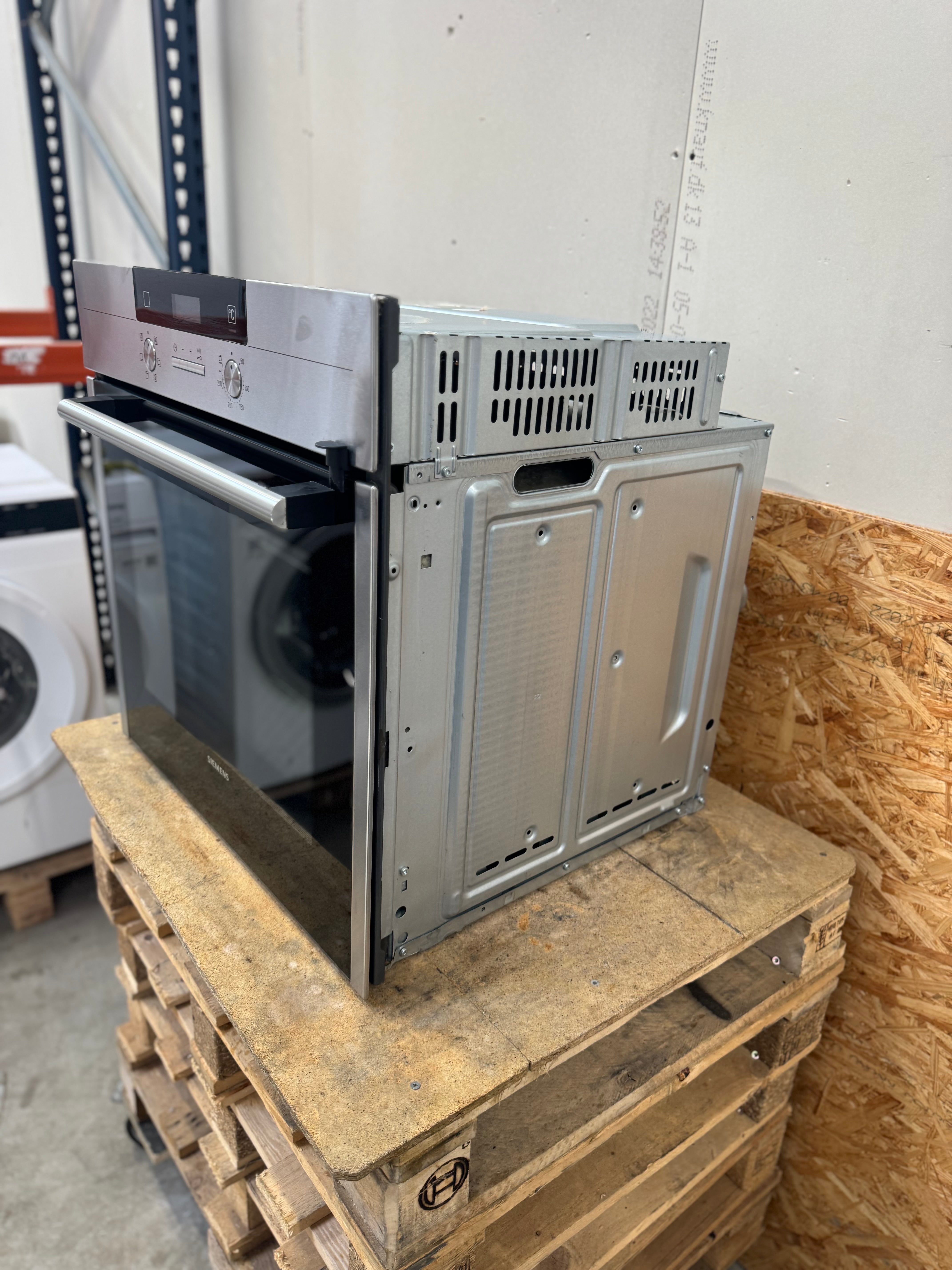Siemens iQ500 indbygningsovn HB23AB521S - D15381