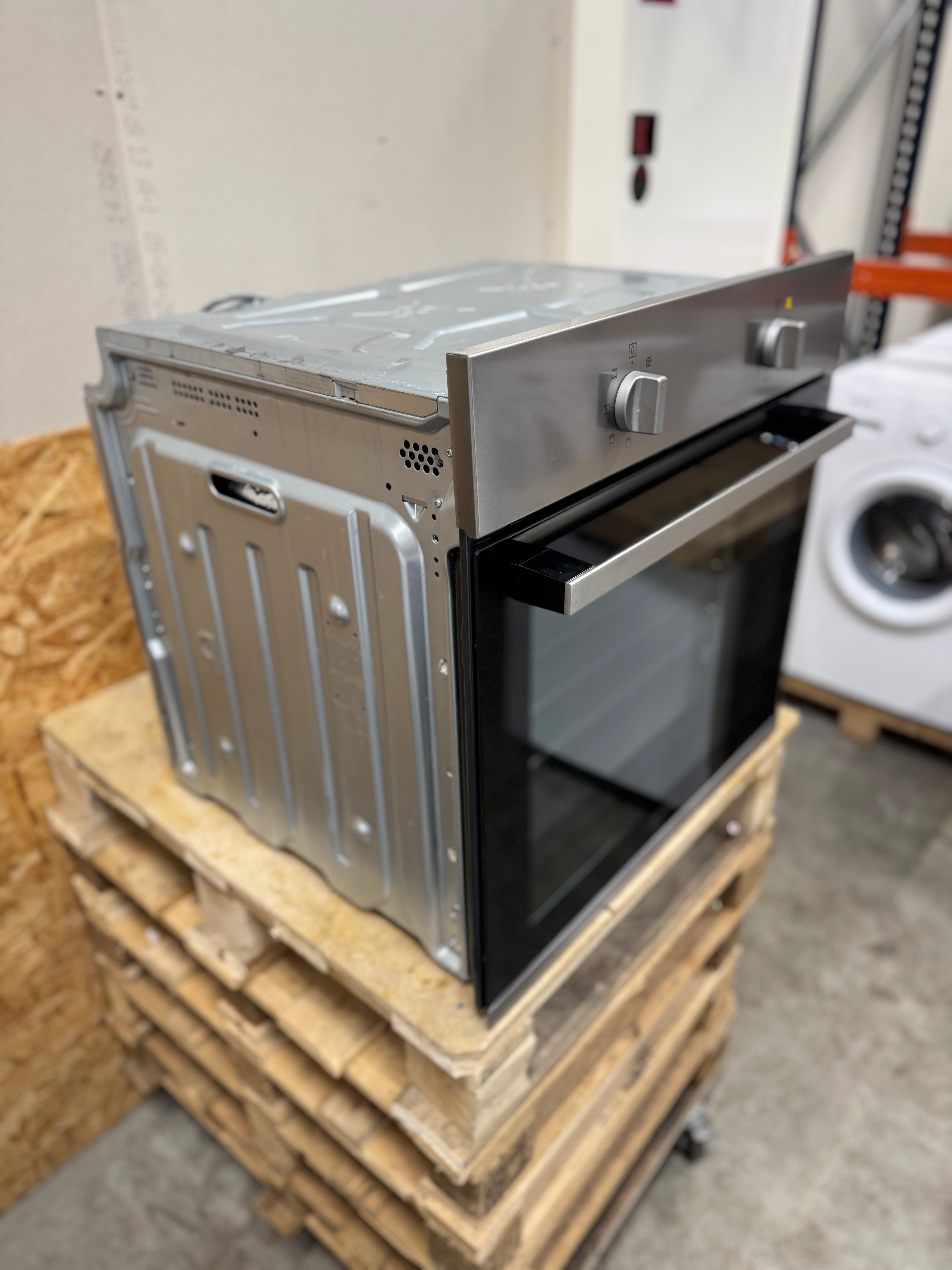Zanussi indbygningsovn ZOB30601XU - D12977