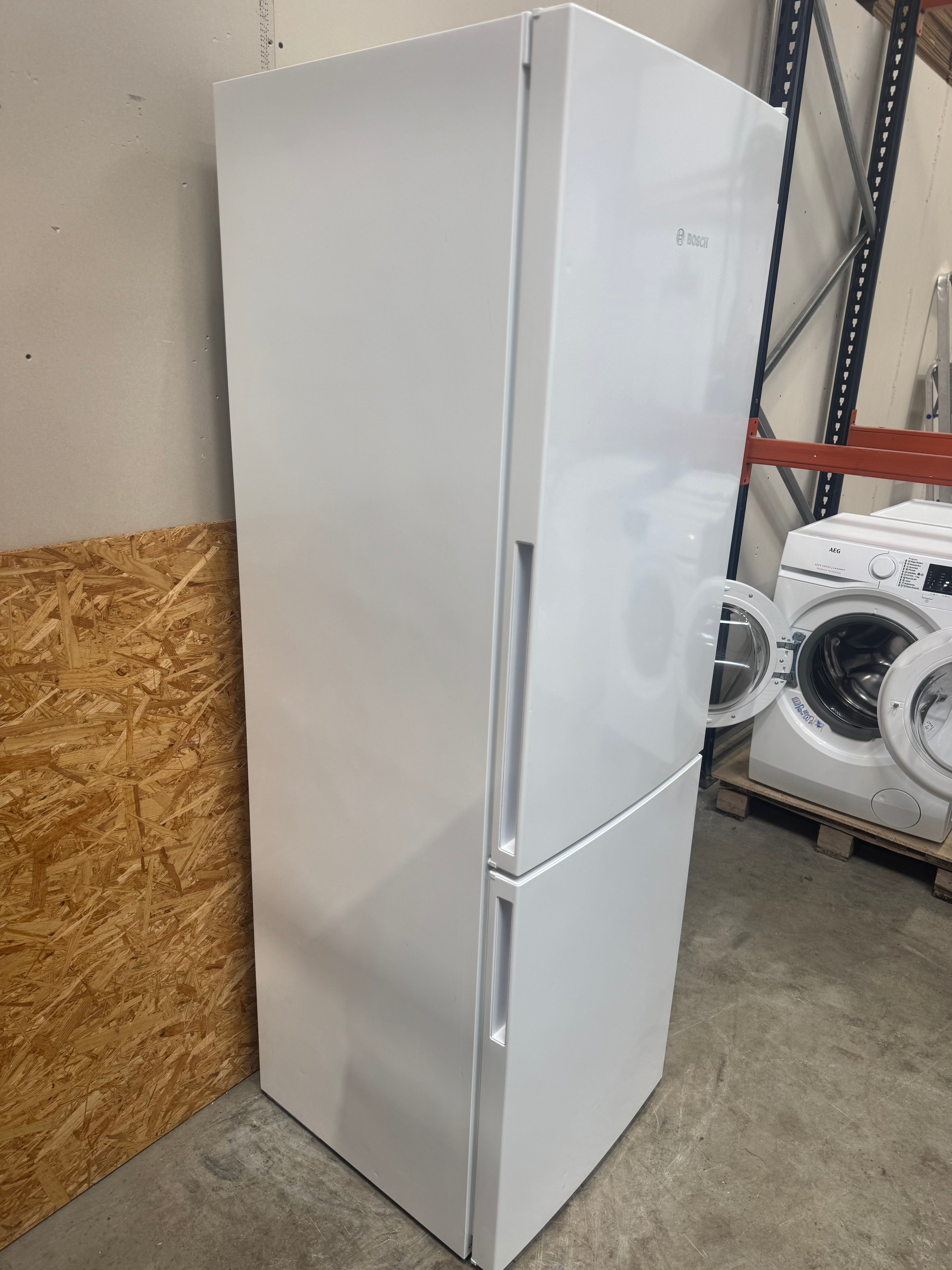 Bosch køle/fryseskab KGV36UW20 - D16200