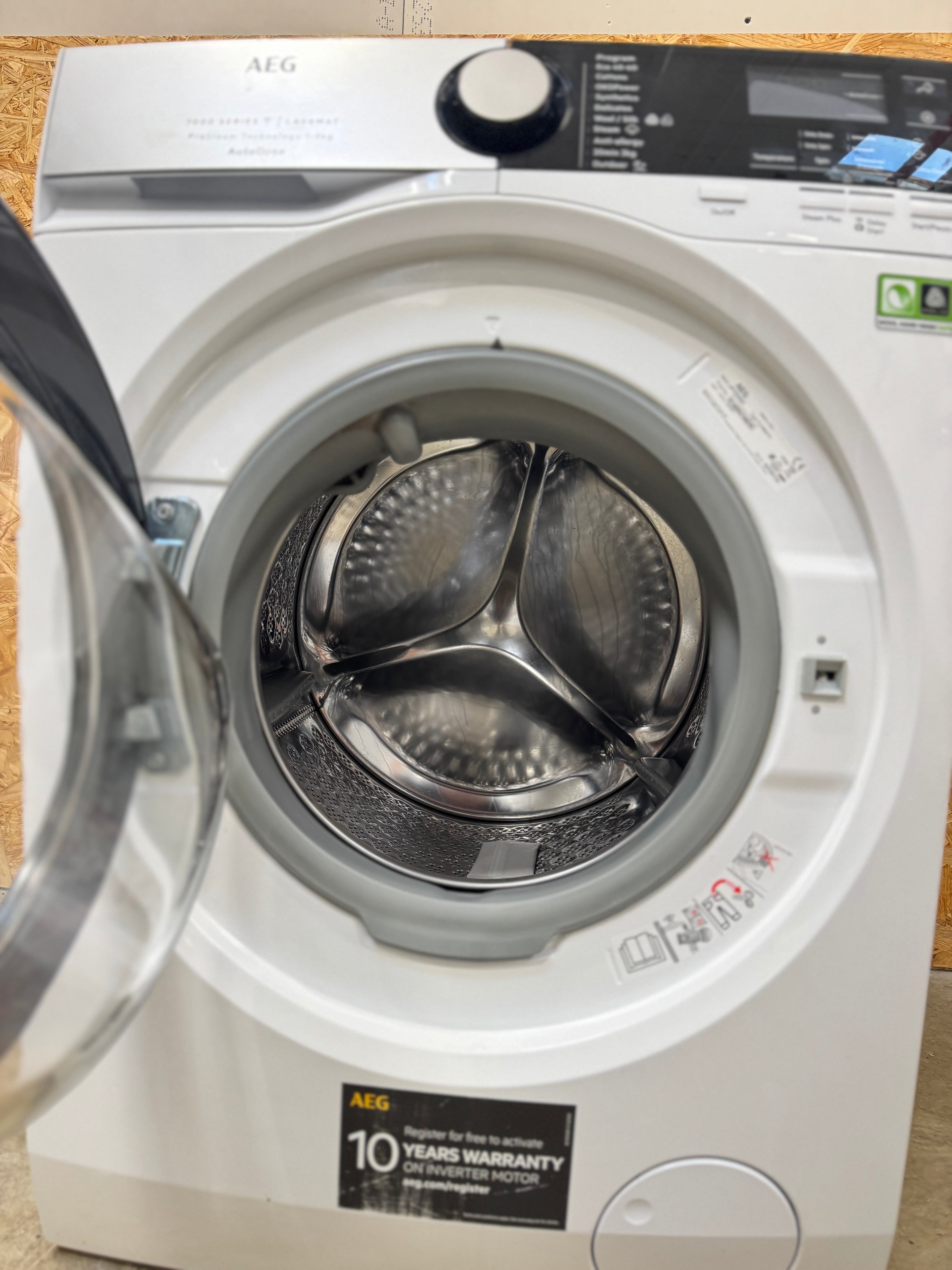 AEG vaskemaskine L8FQS968E - D14480