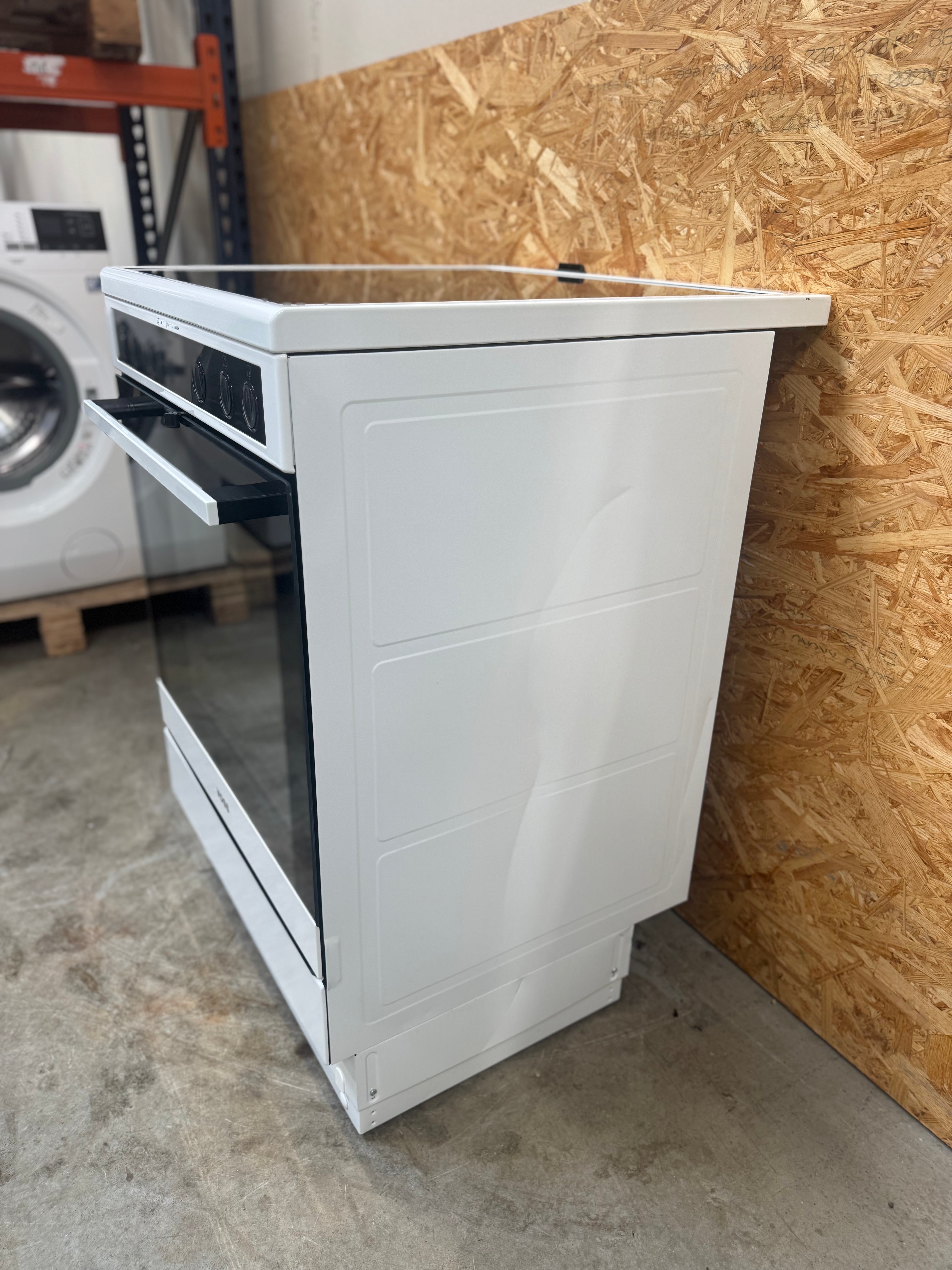 Voss keramisk komfur 	VKK65342HV - D16234