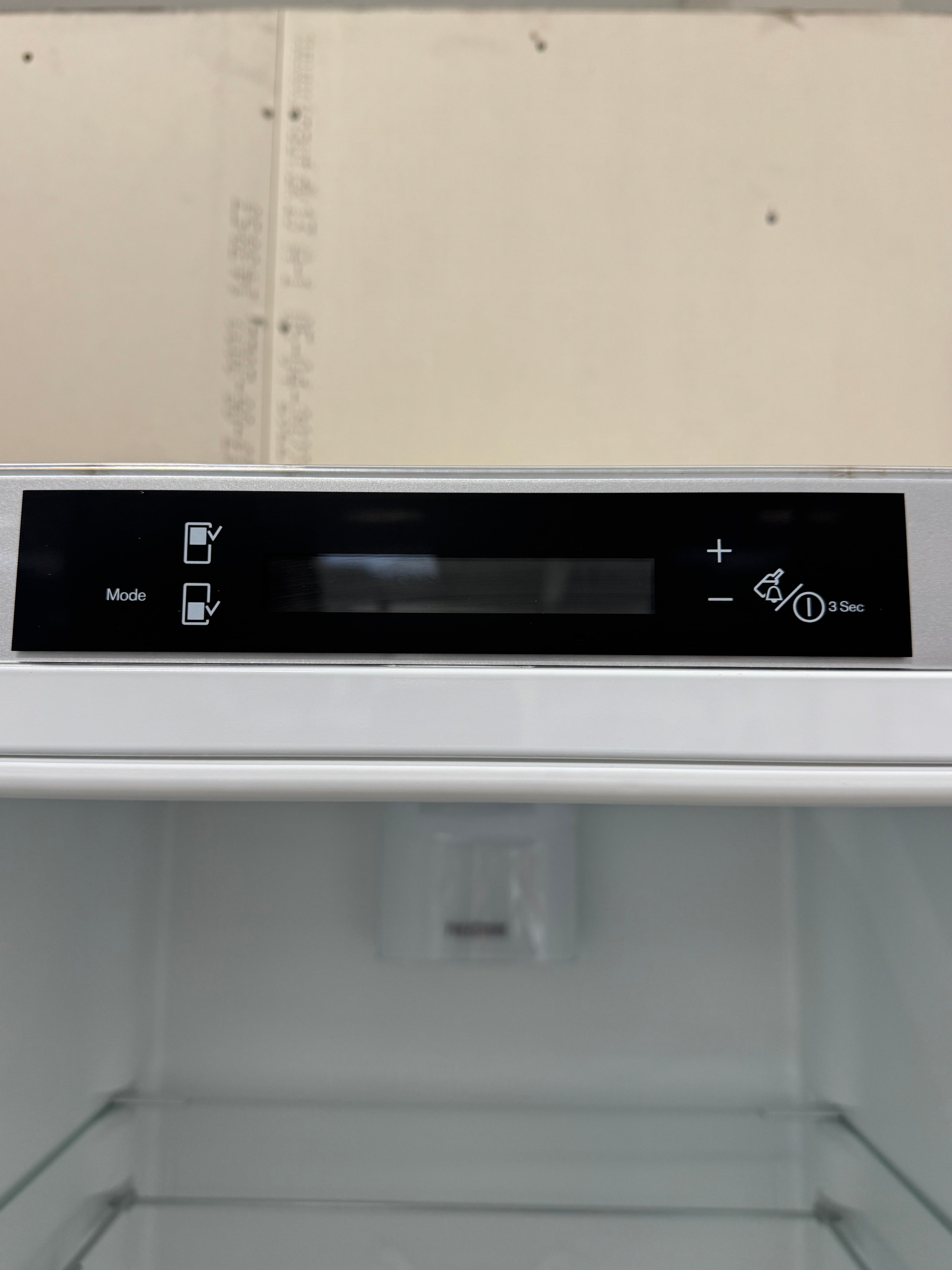 Electrolux køle/fryseskab EN4015MOW - D17305