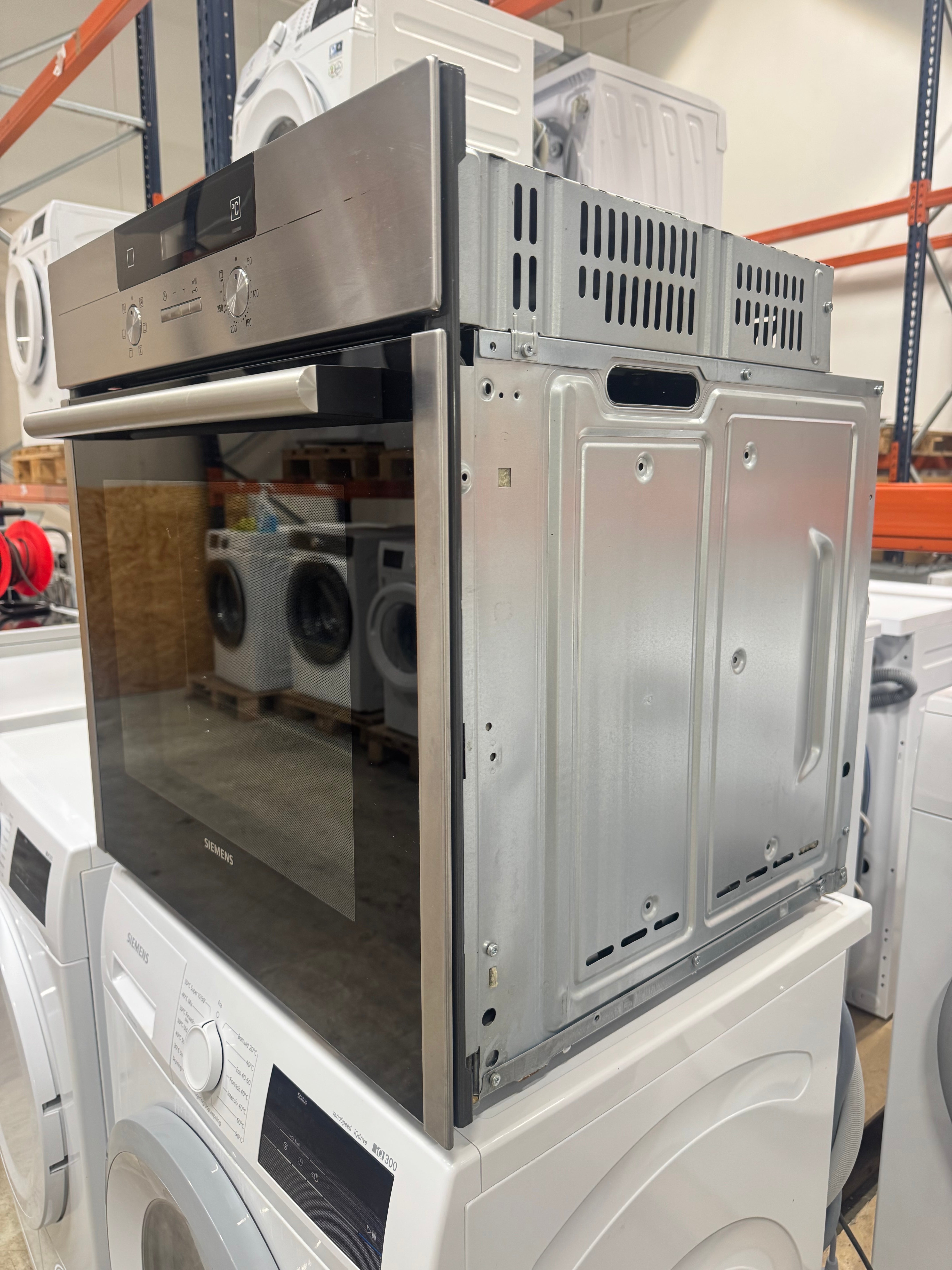 Siemens iQ500 indbygningsovn HB23AB522S - D17979