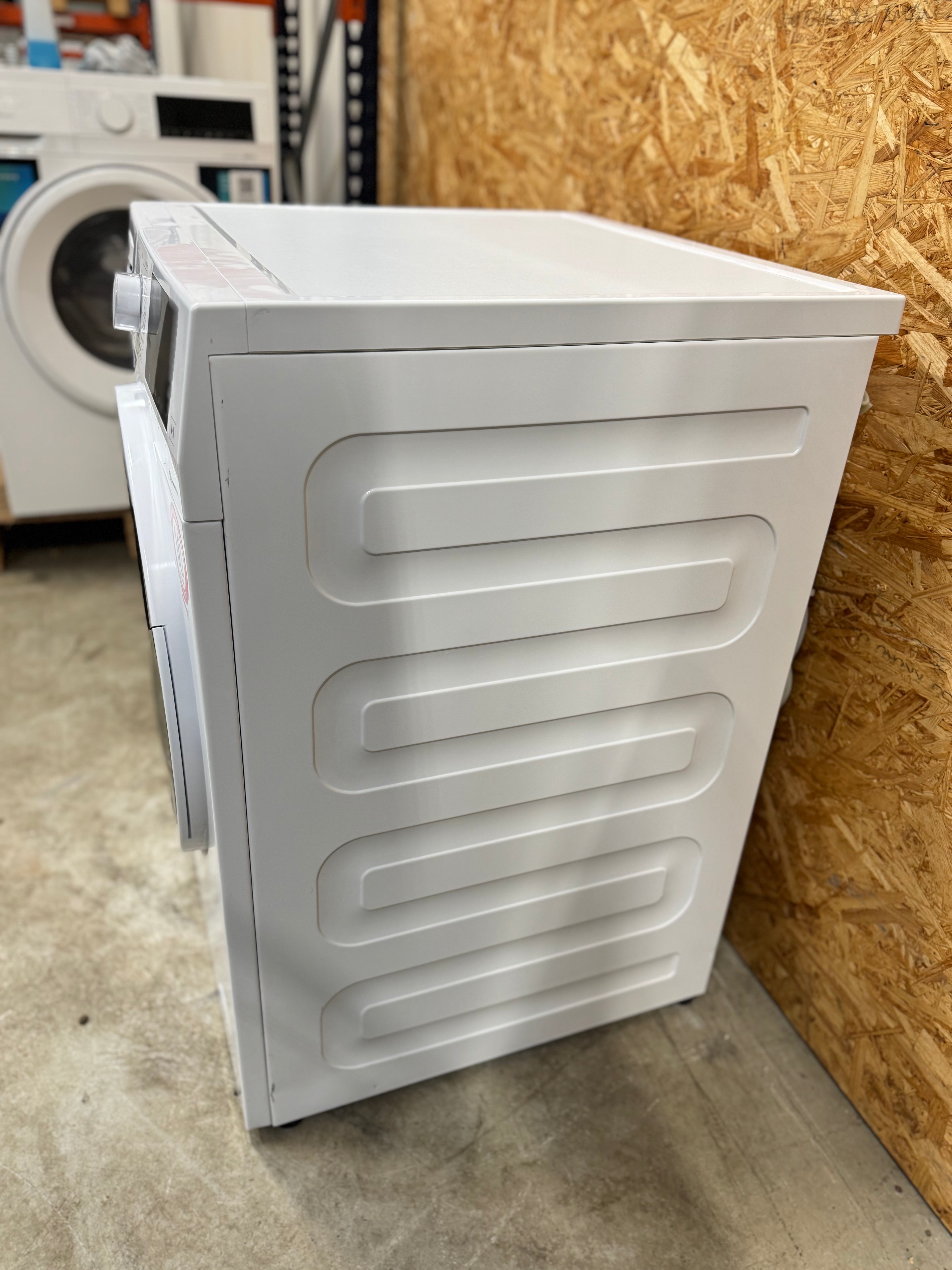 Blomberg 9 kg. vaskemaskine BWG496W5 - D16933