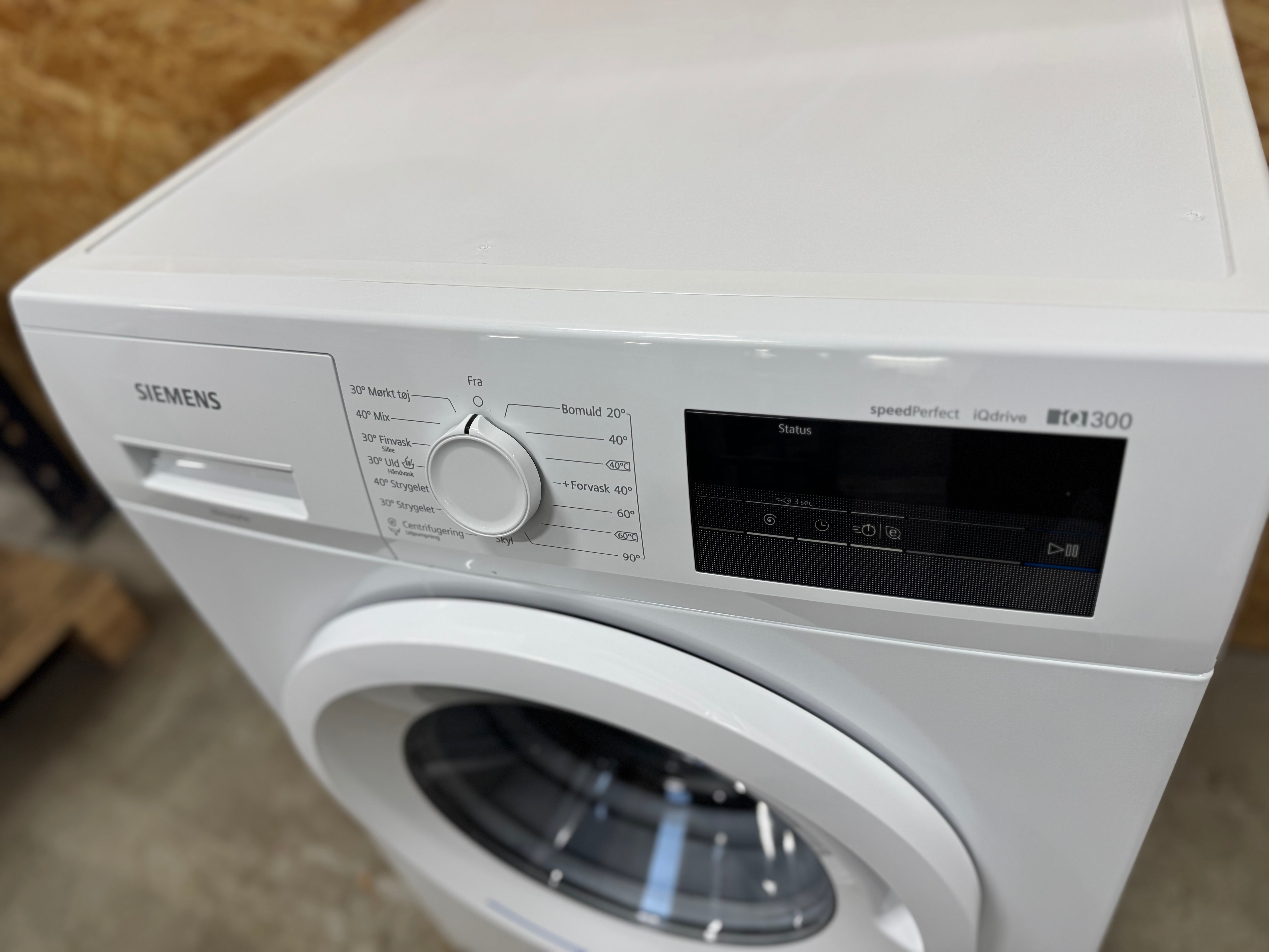 Siemens iQ300 vaskemaskine WM14N0L7DN - D14989