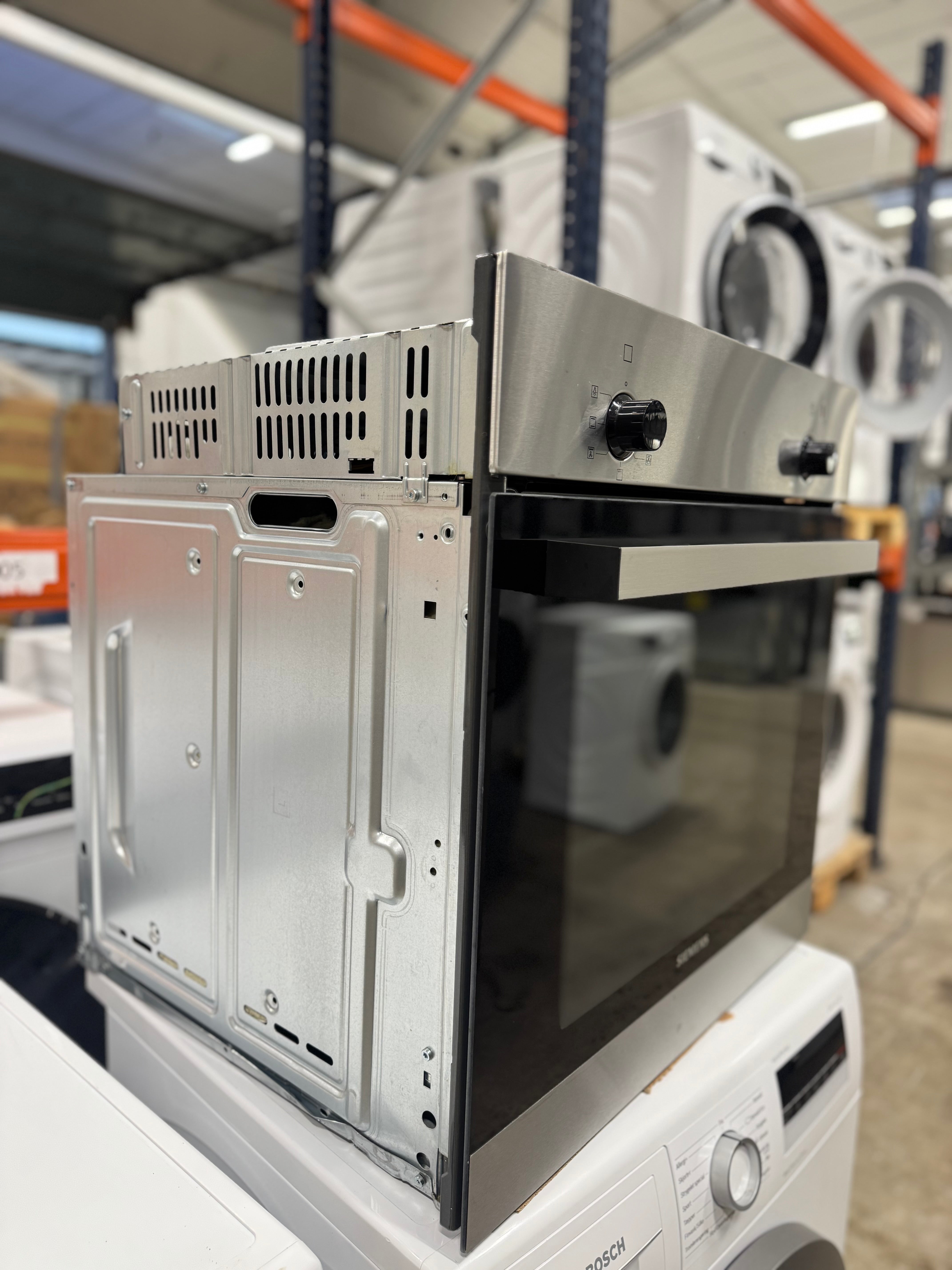 Siemens indbygningsovn HB010FBR0S - D17465