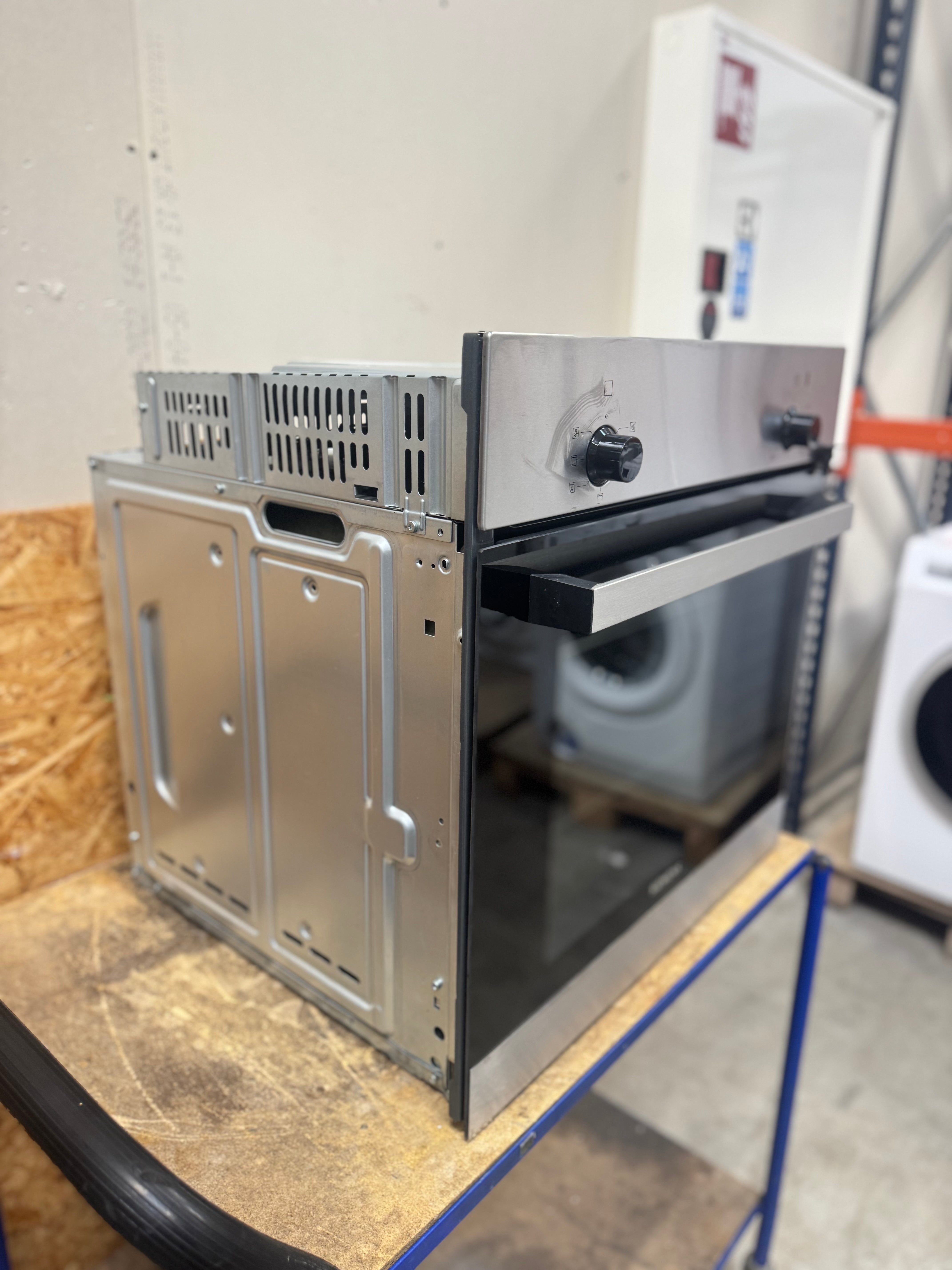 Siemens indbygningsovn HB010FBR0S - D16857