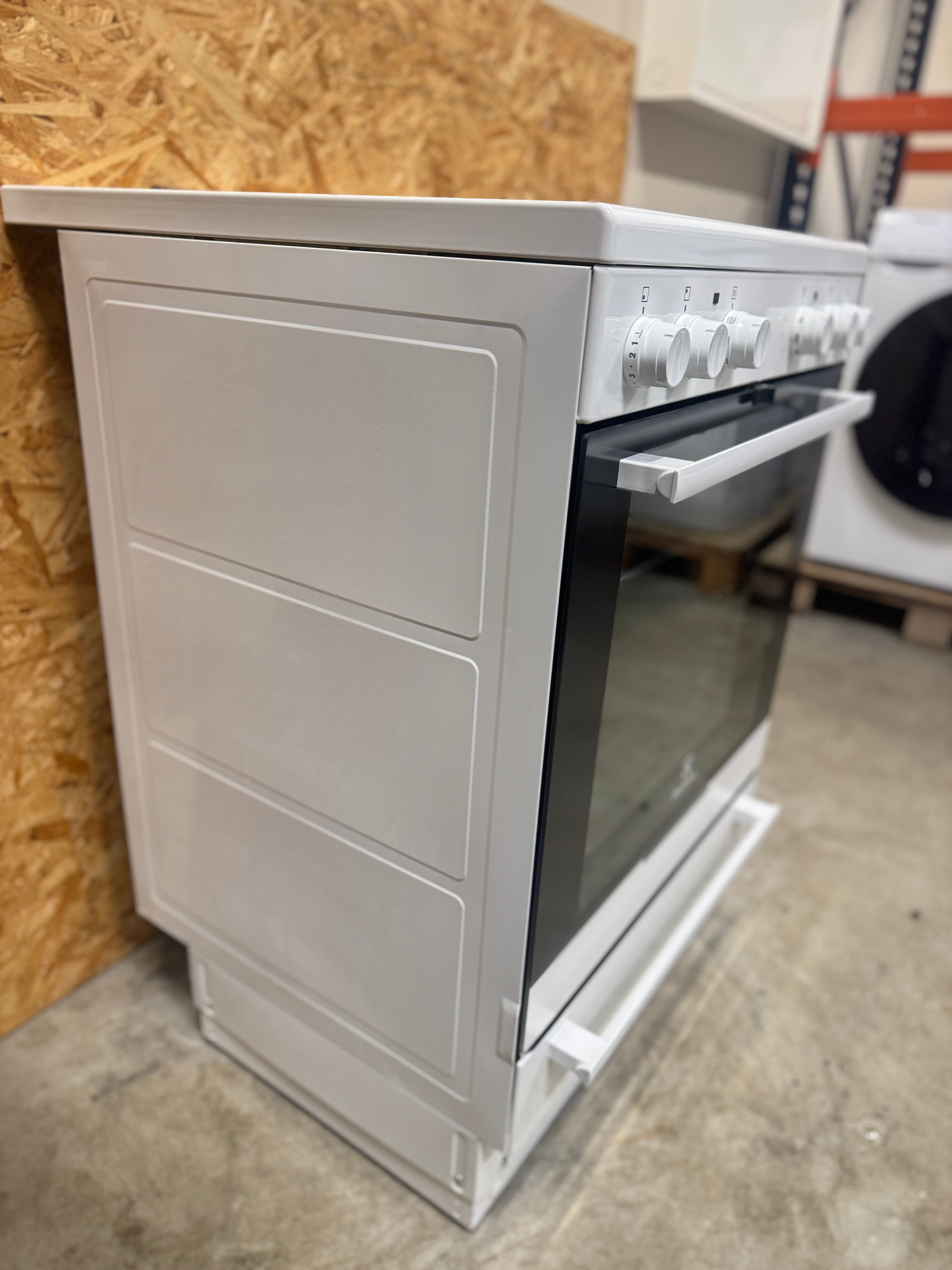 Electrolux keramisk komfur EKC6051FOW - D17593