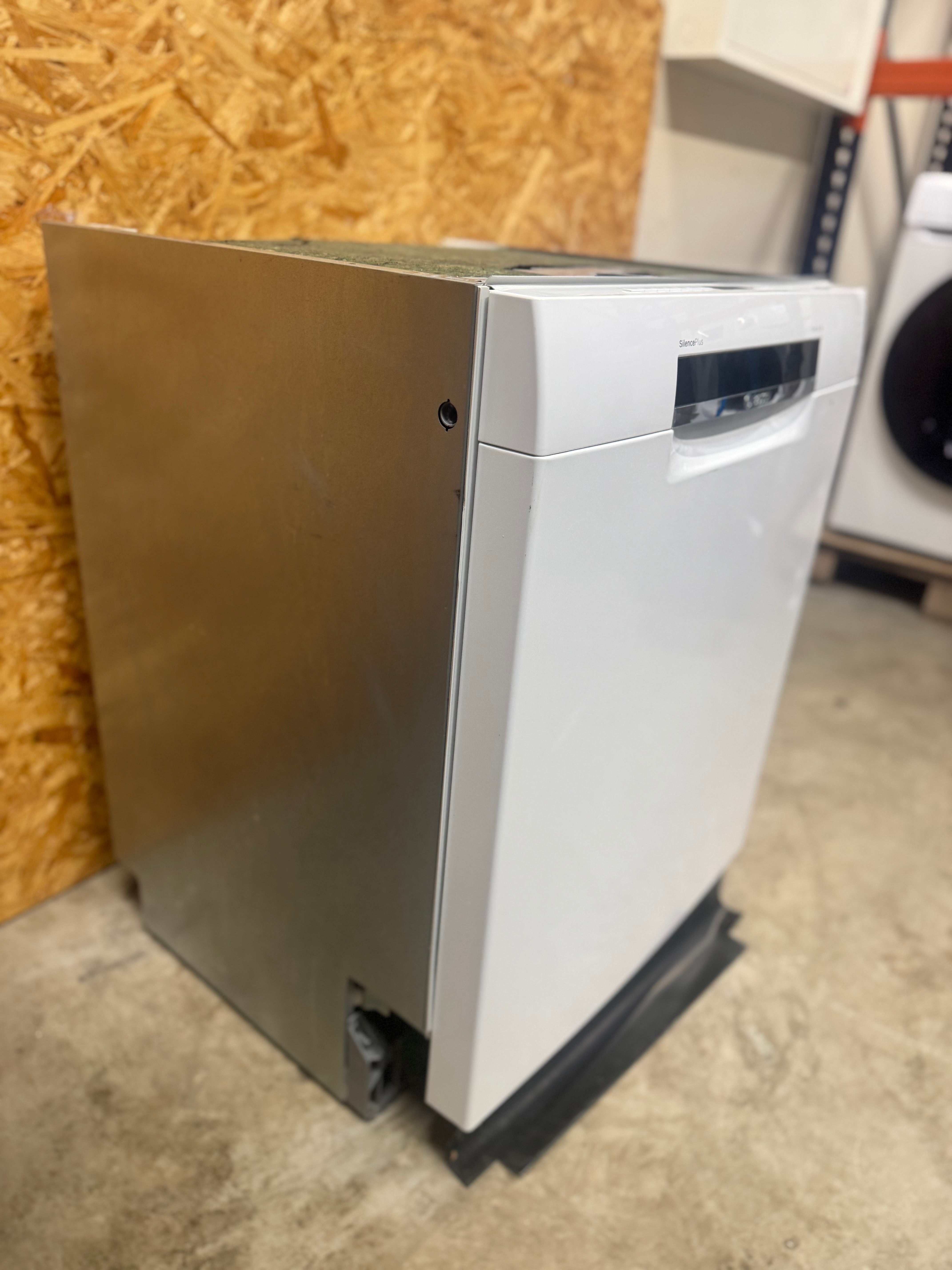 Bosch serie 6 opvaskemaskine SMU6ECW74S - D17672