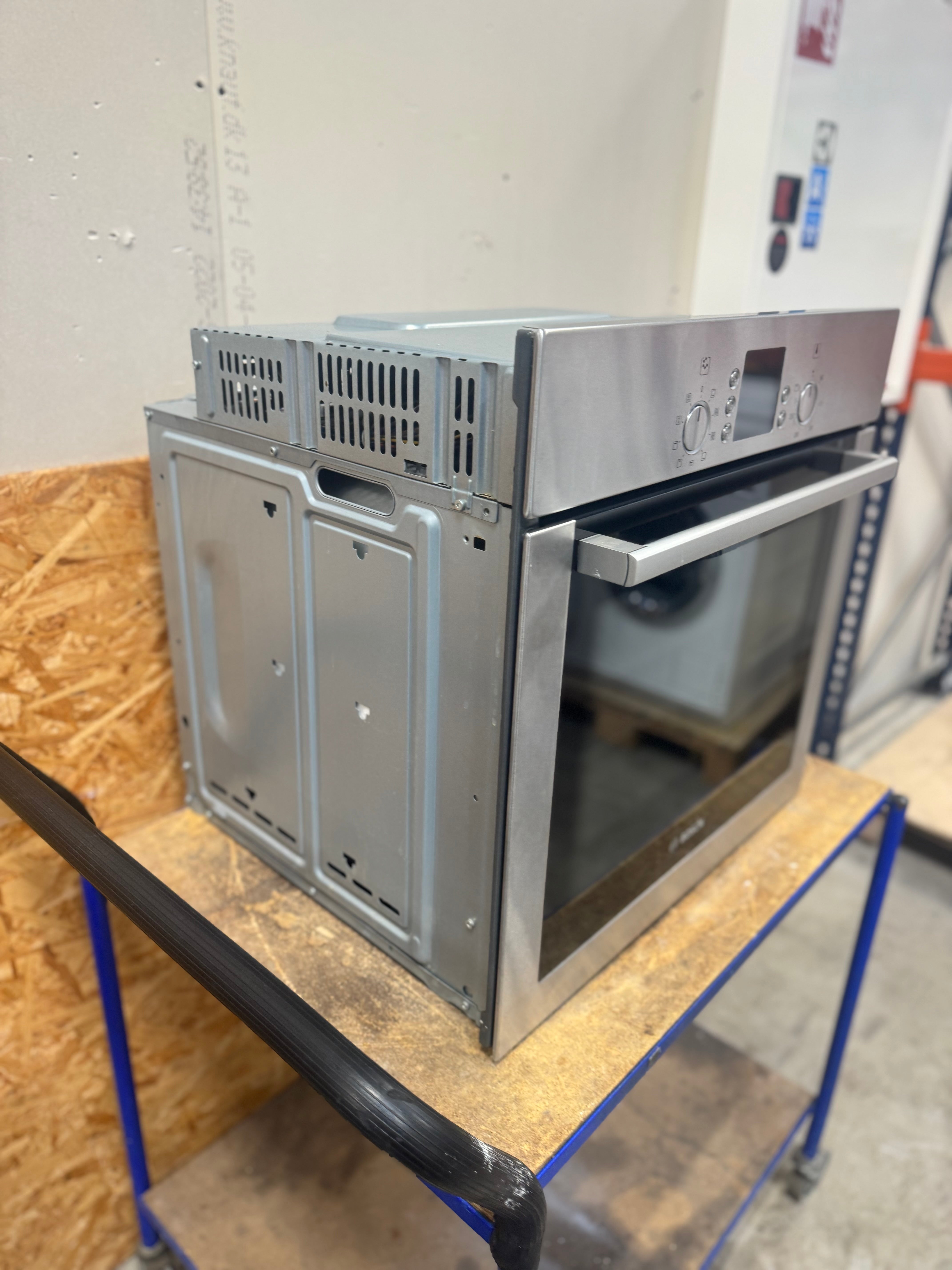 Bosch indbygningsovn HBN340551S - D16606