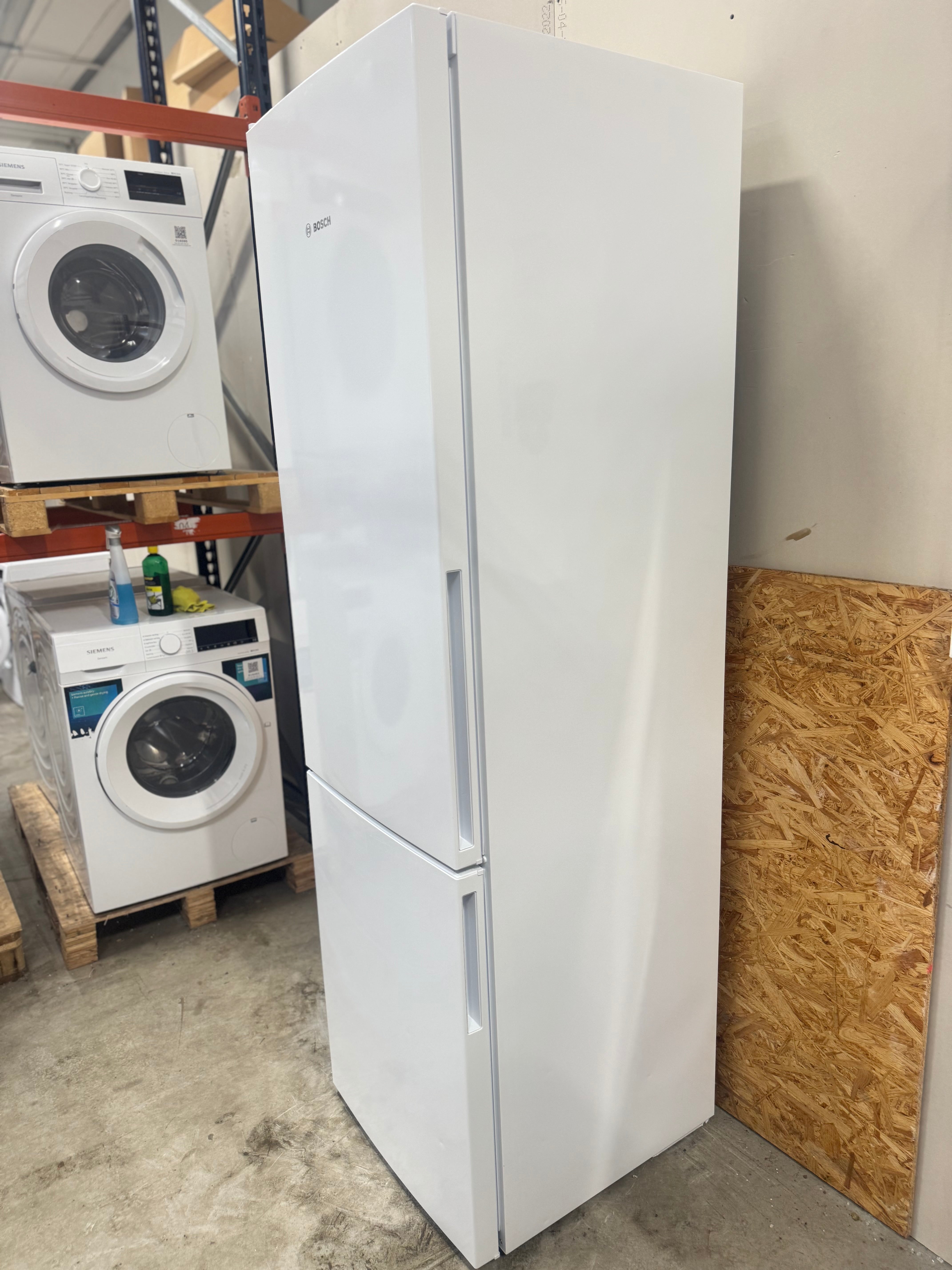 Bosch køle/fryseskab KGV39VWEA - D17181