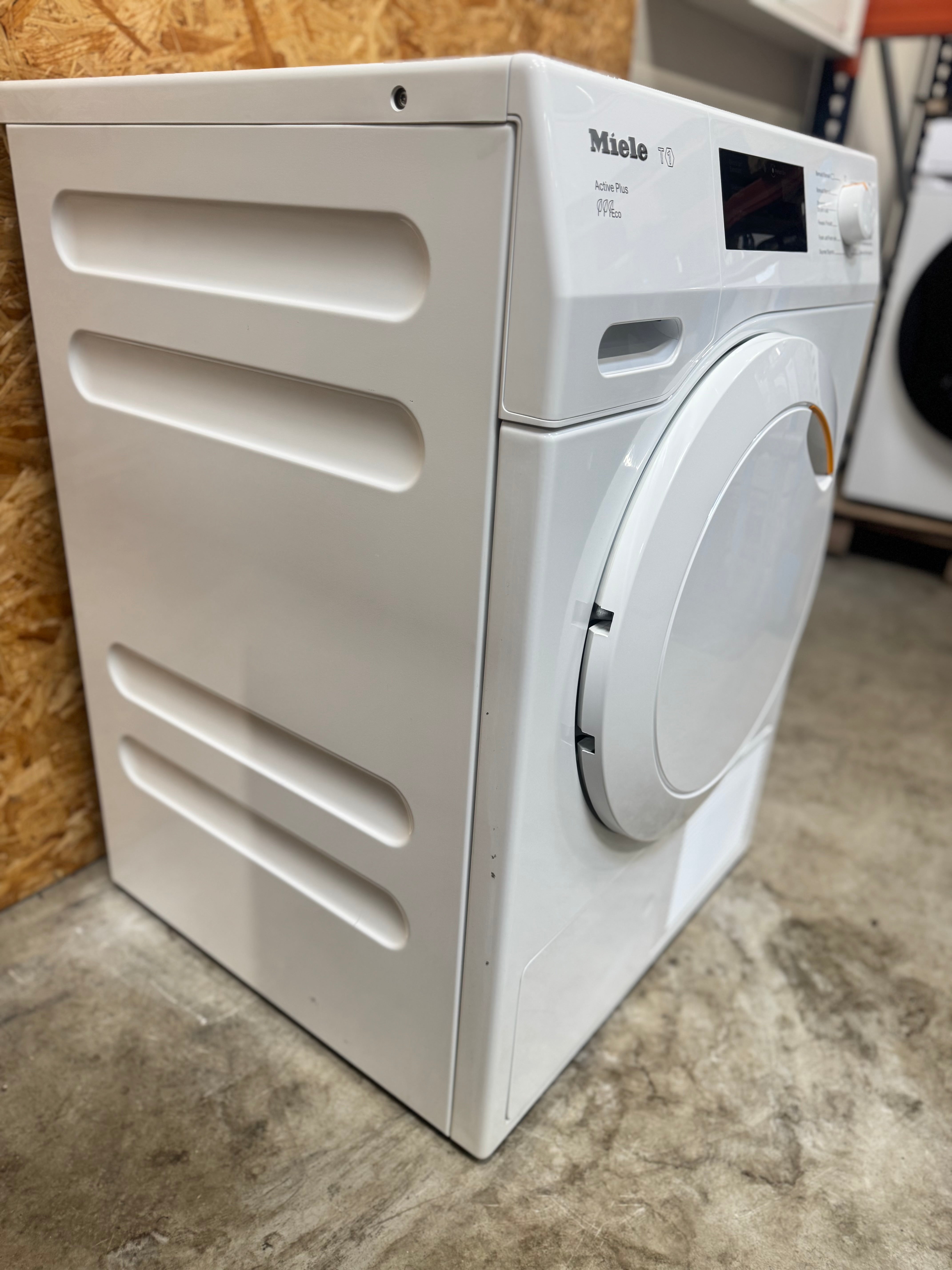 Miele tørretumbler TCE530WP - D18373