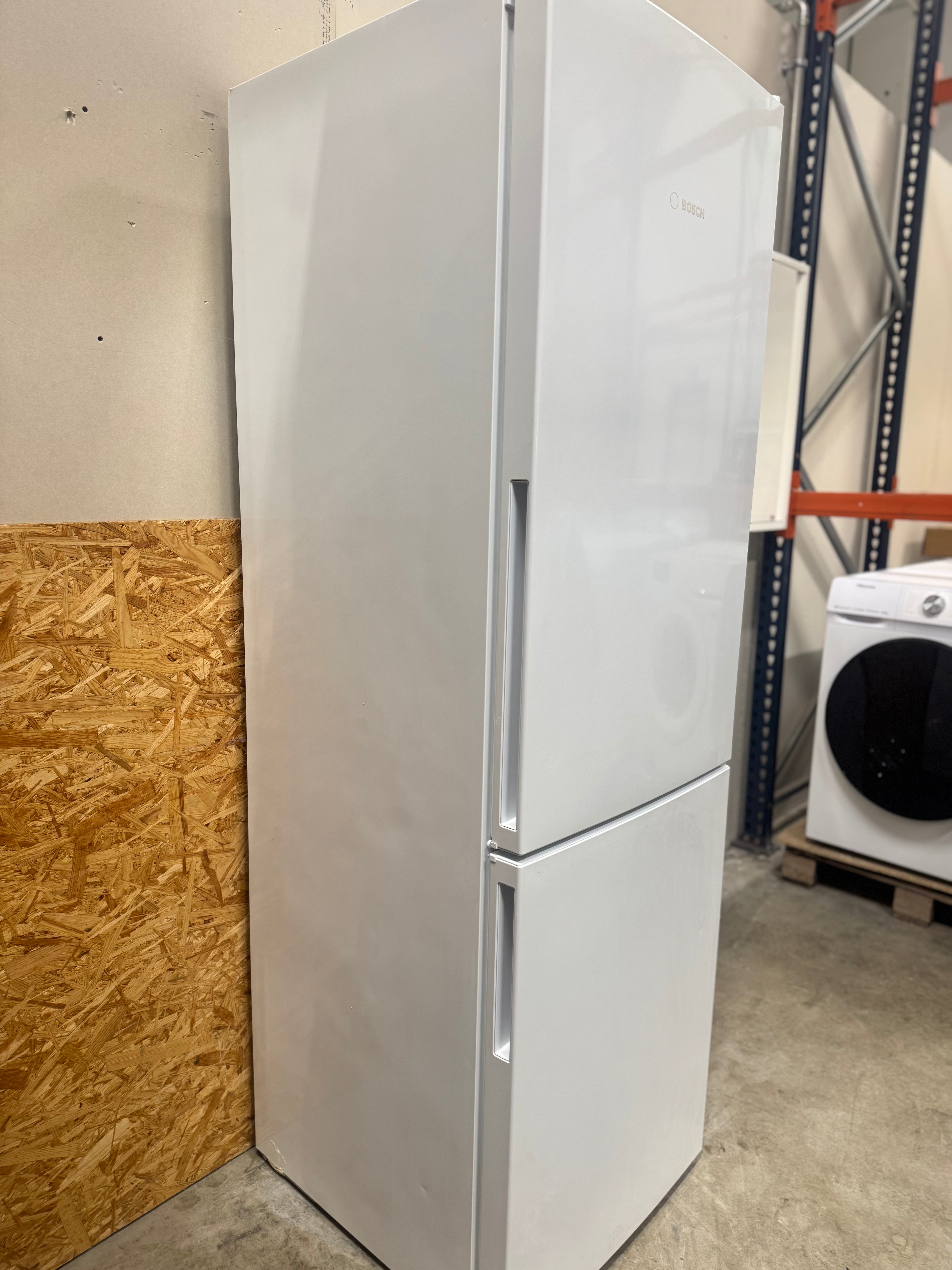 Bosch køle/fryseskab KGV36UW20 - D17240