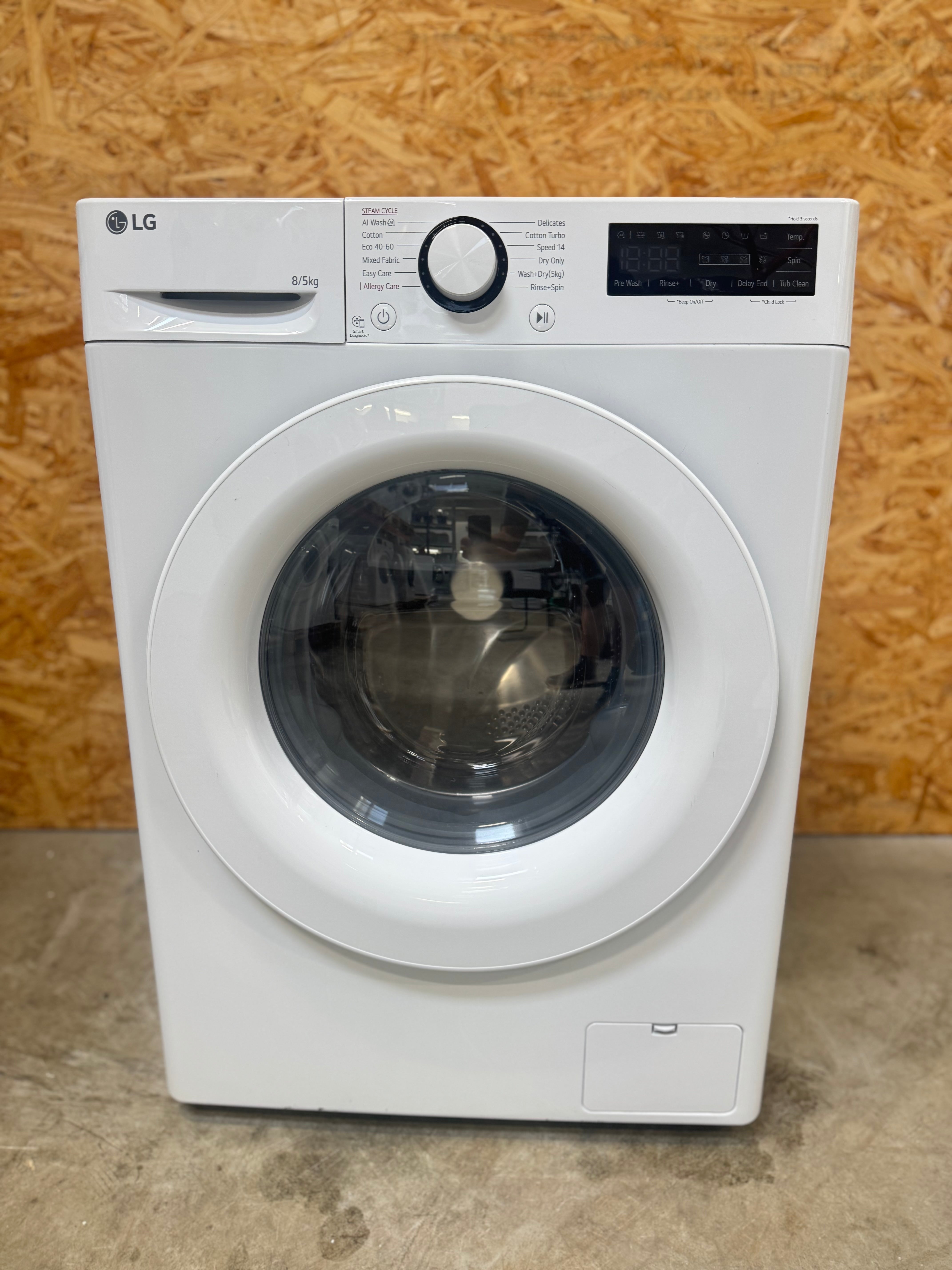 LG vaske/tørremaskine F2DV707S2W1 - D16262