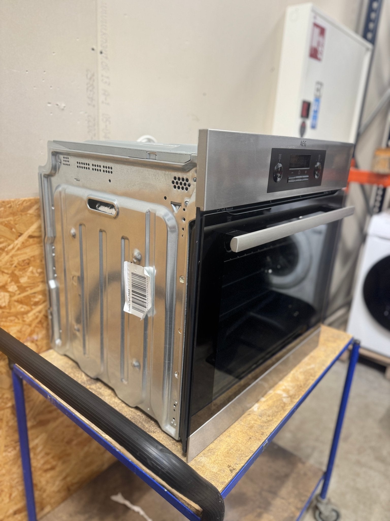 AEG indbygningsovn BPB331021M - D17740 - Recirk - D17740