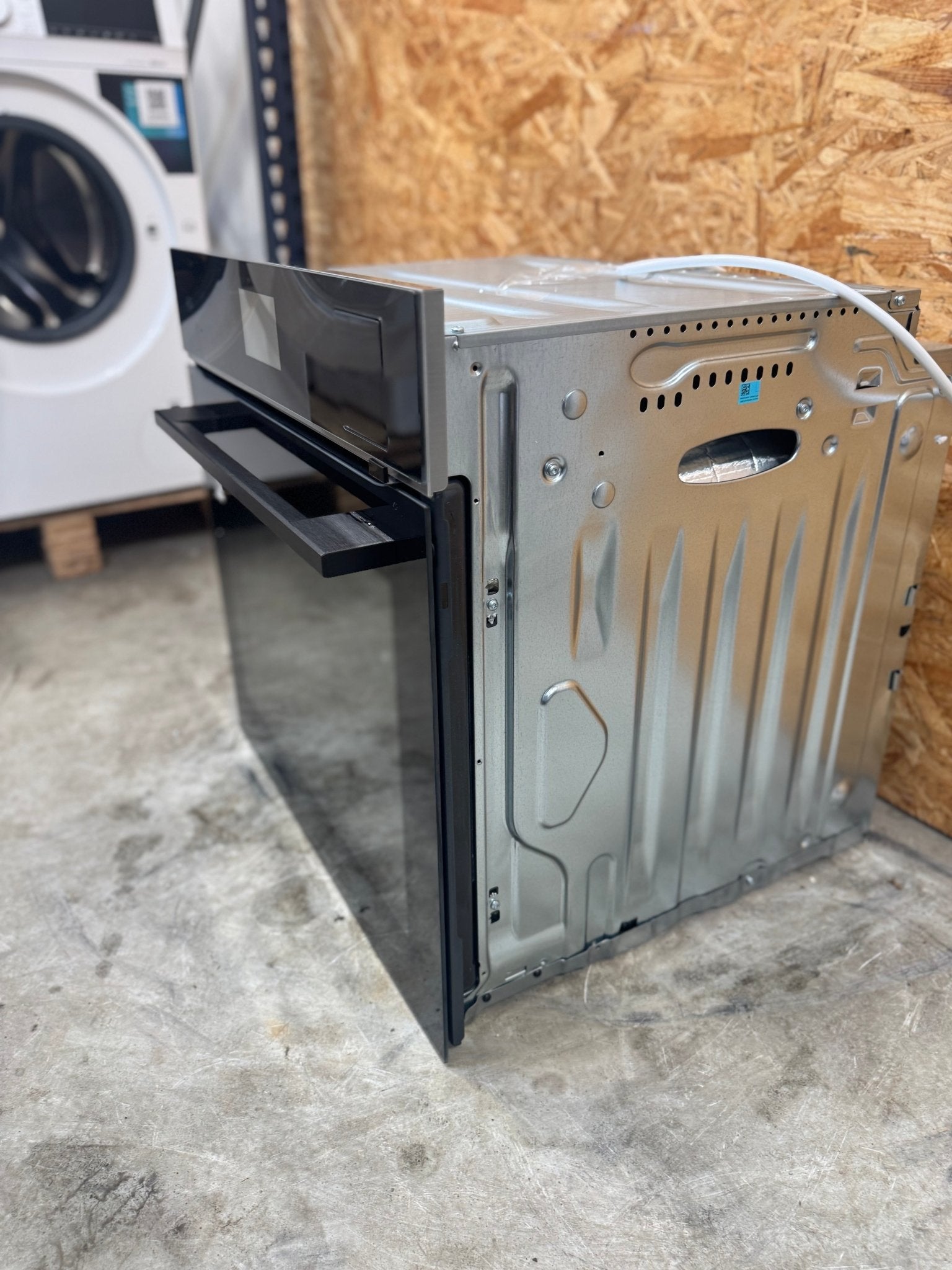 AEG indbygningsovn V8SBP731AB - D16950 - Recirk - D16950