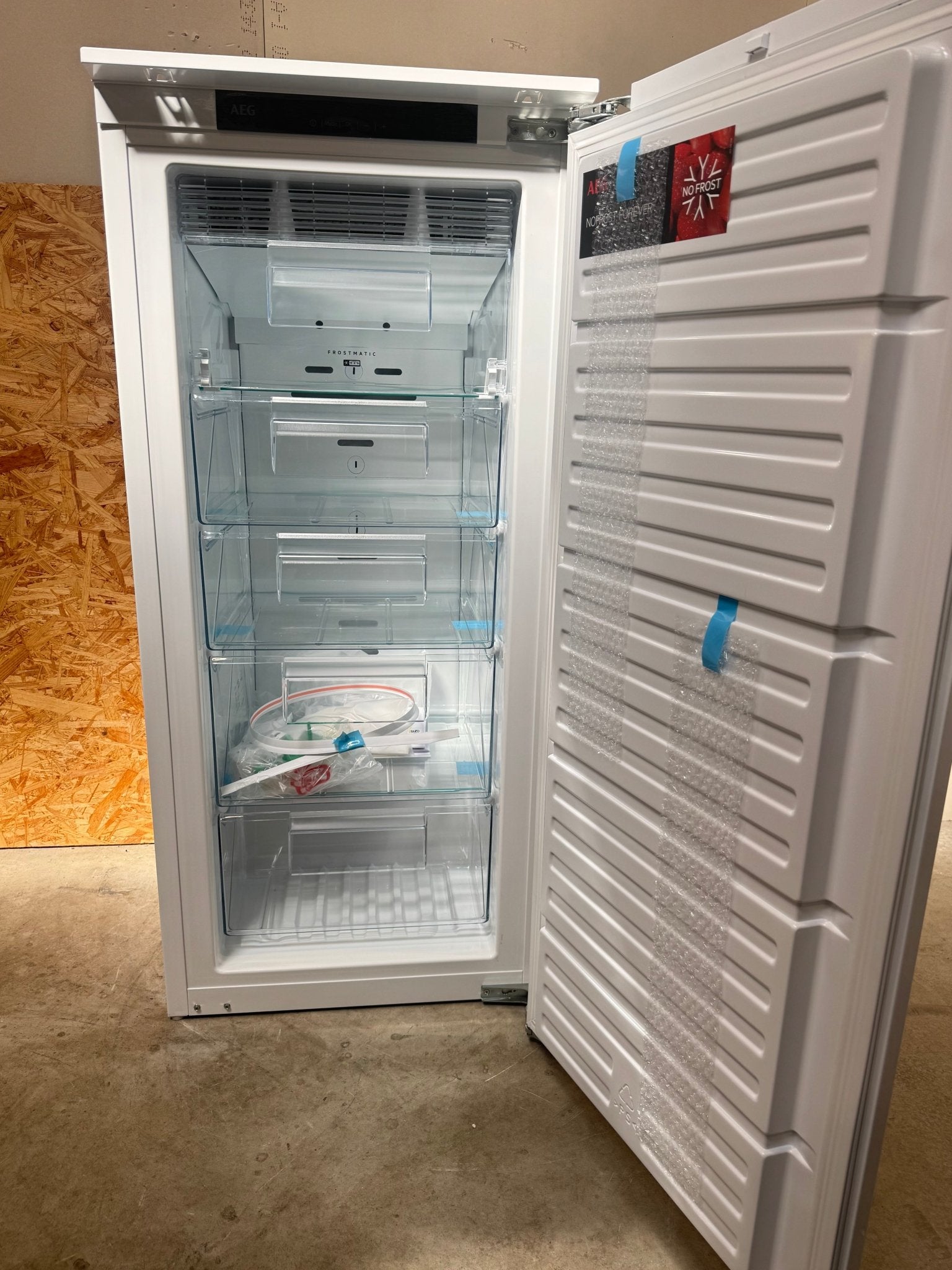 AEG integreret fryseskab TAB7N12EF - D18750 - Recirk - D18750