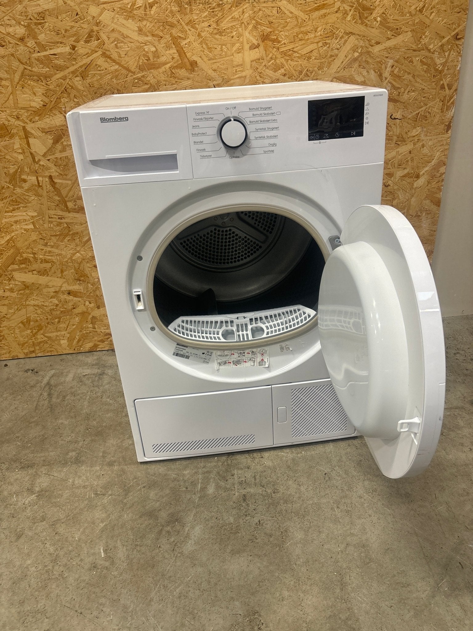 Blomberg Kondenstørretumbler BTGX370W2 - D17706 - Recirk - D17706