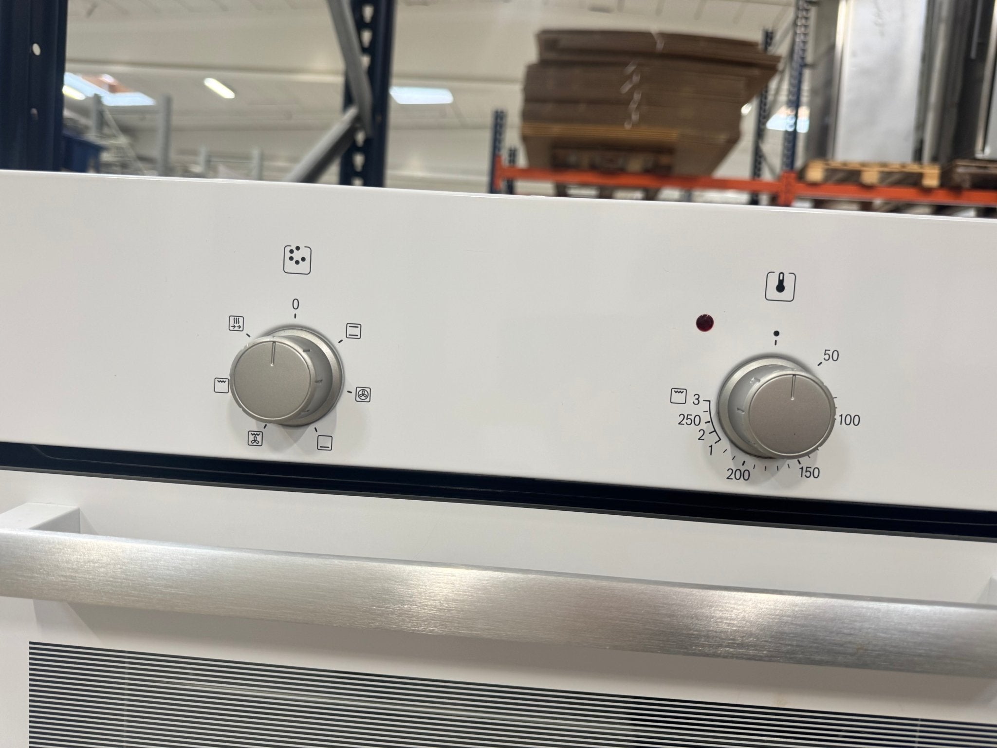 Bosch indbygningsovn HBN301W2S - D18050 - Recirk - D18050