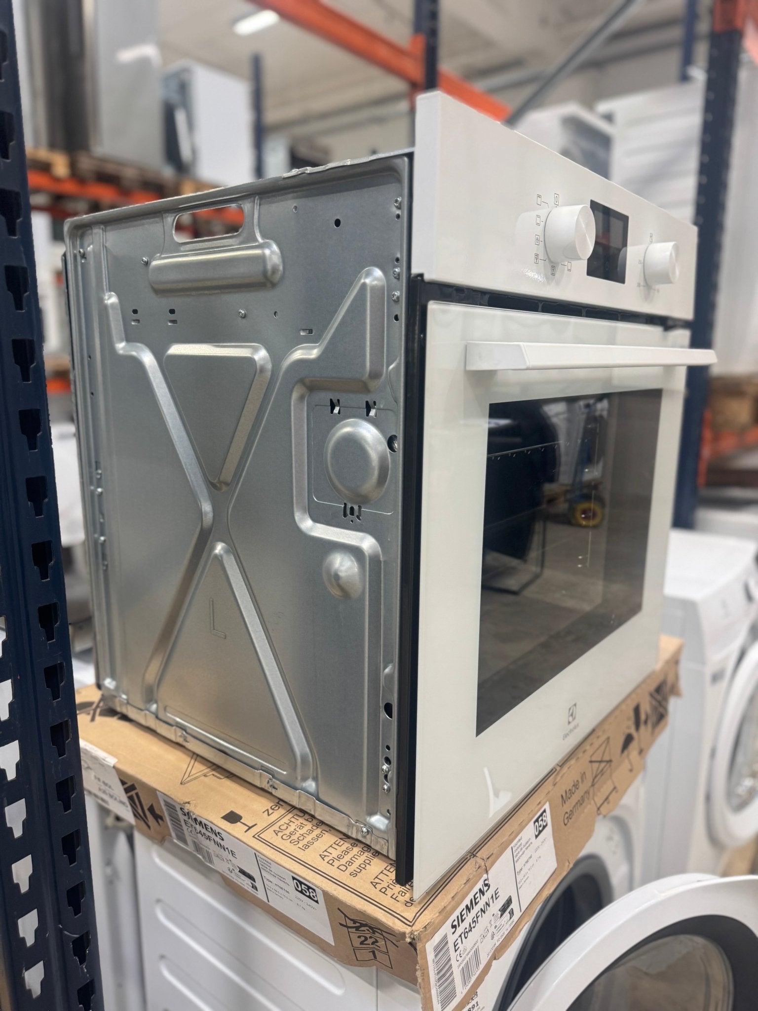 Electrolux indbygningsovn COB410V - D18354 - Recirk - D18354