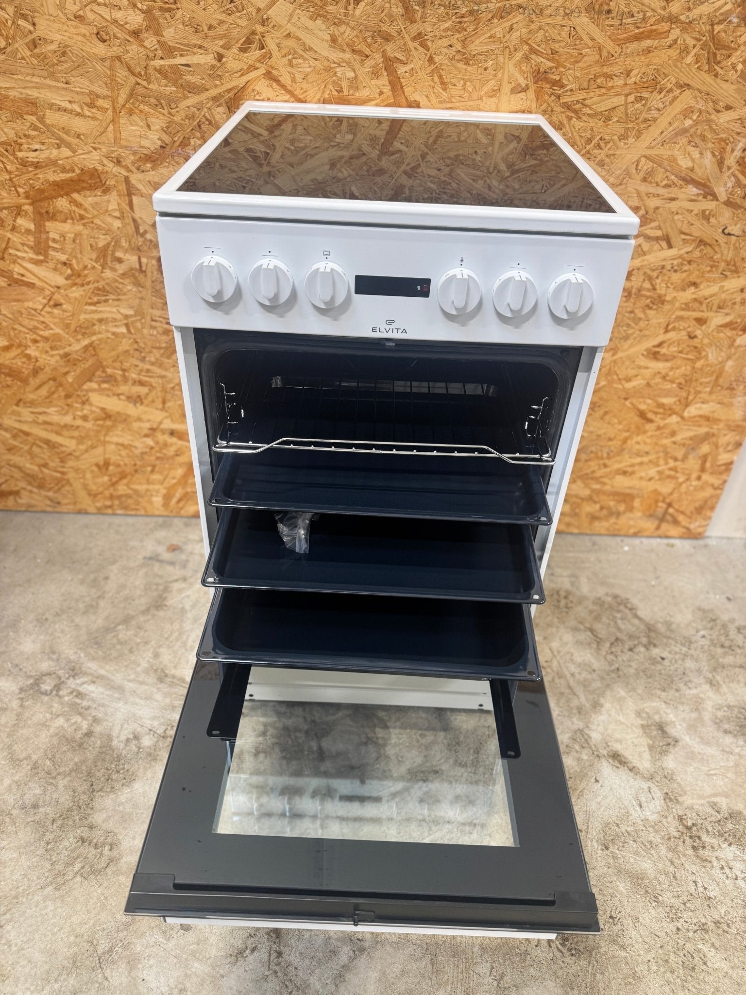 Elvita 50 cm keramisk komfur CCS45405VN - E1 - D17157 - Recirk - D17157