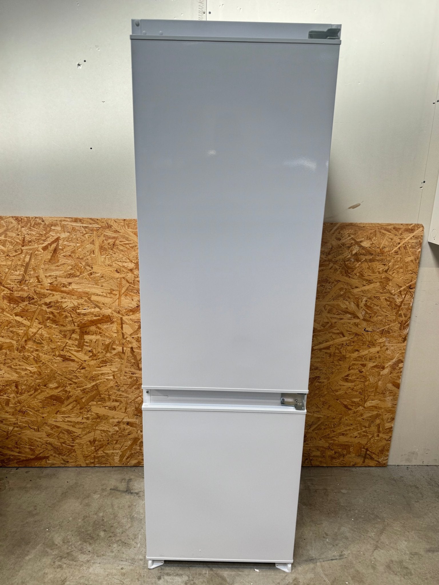 Gram integrerbar køle/fryseskab KFI301754N - D18748 - Recirk - D18748