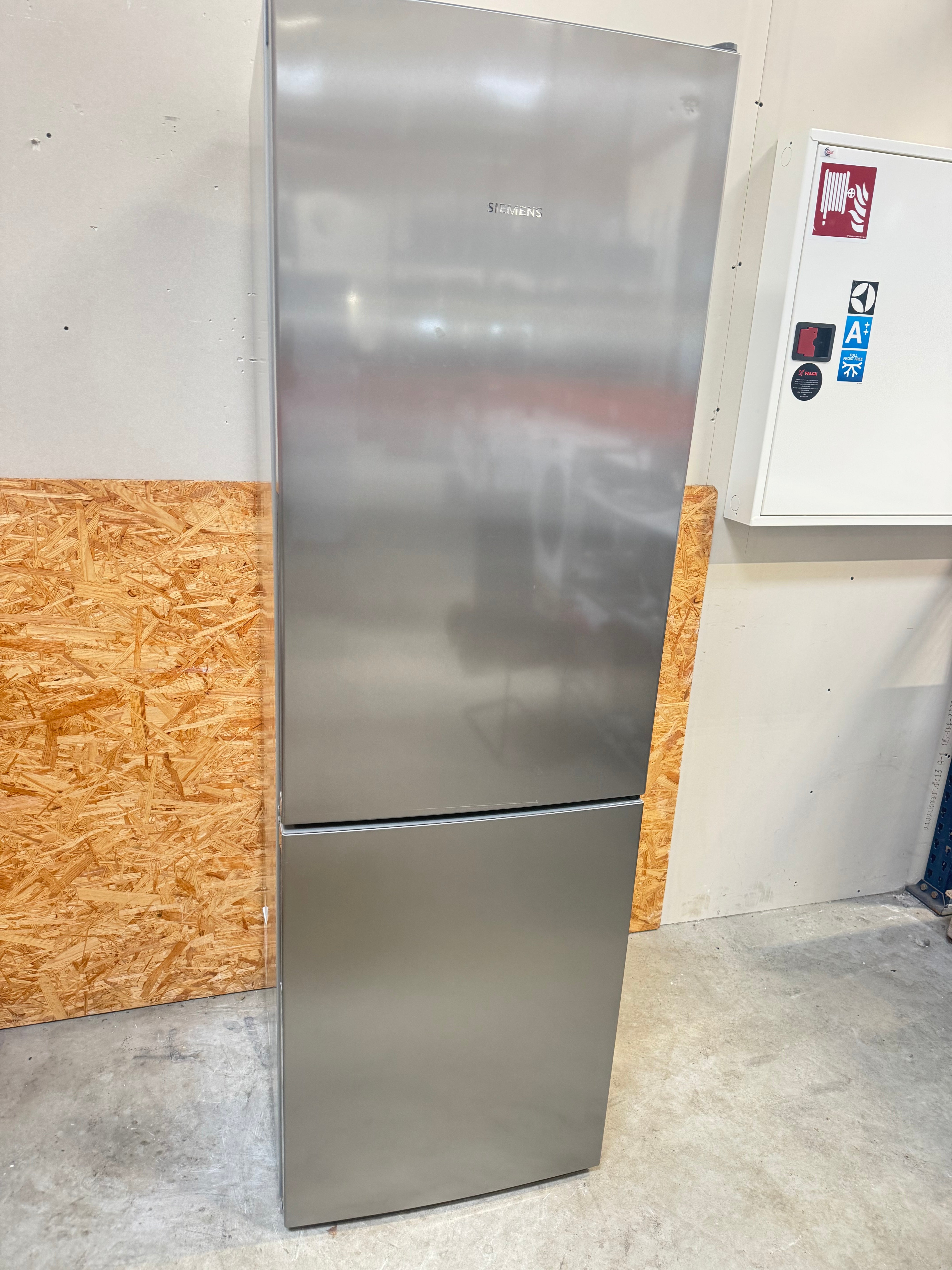 Siemens køle/fryseskab KG36VVI32 - D18670