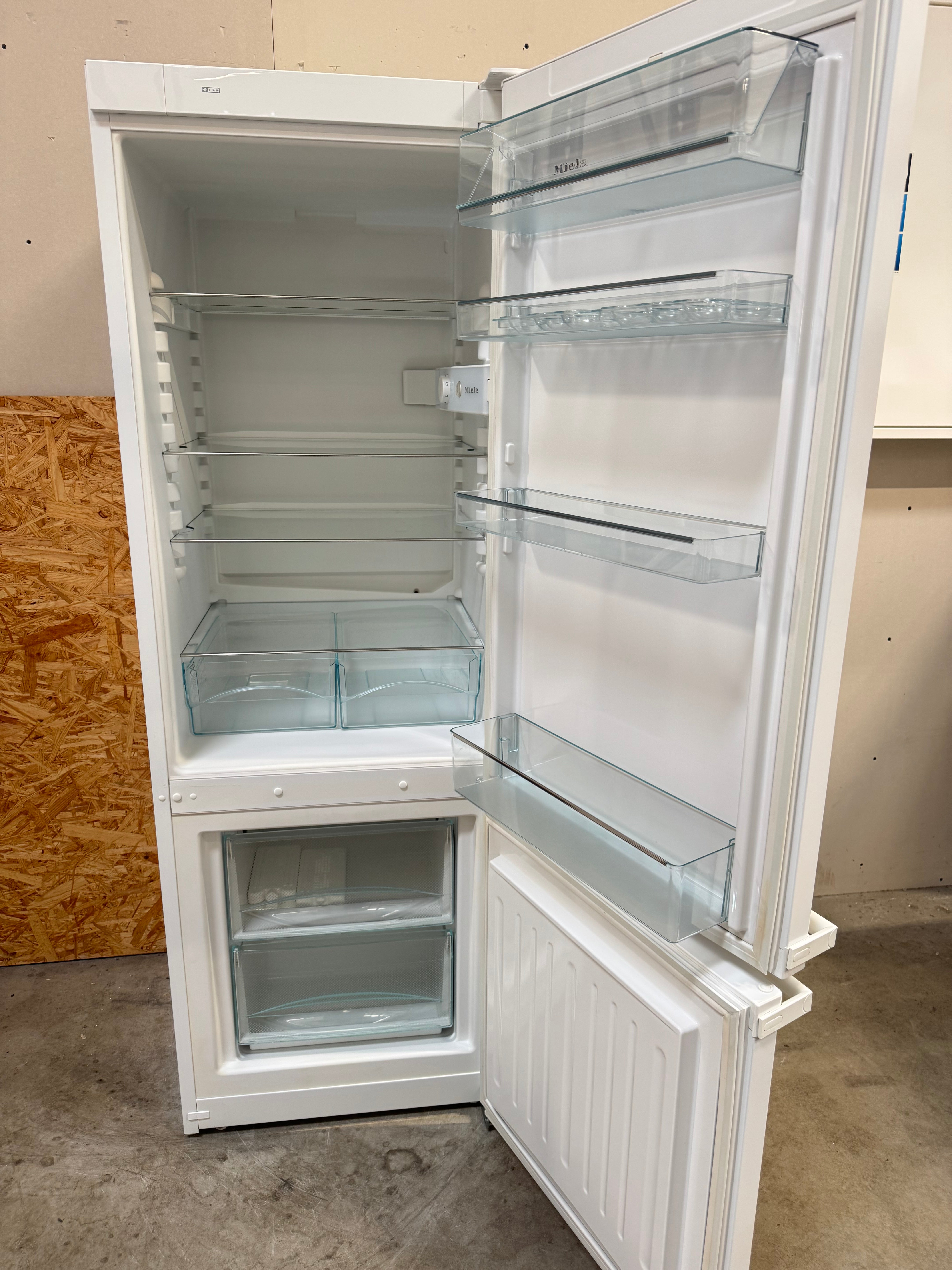 Miele køle/fryseskab KD12612S - D18794