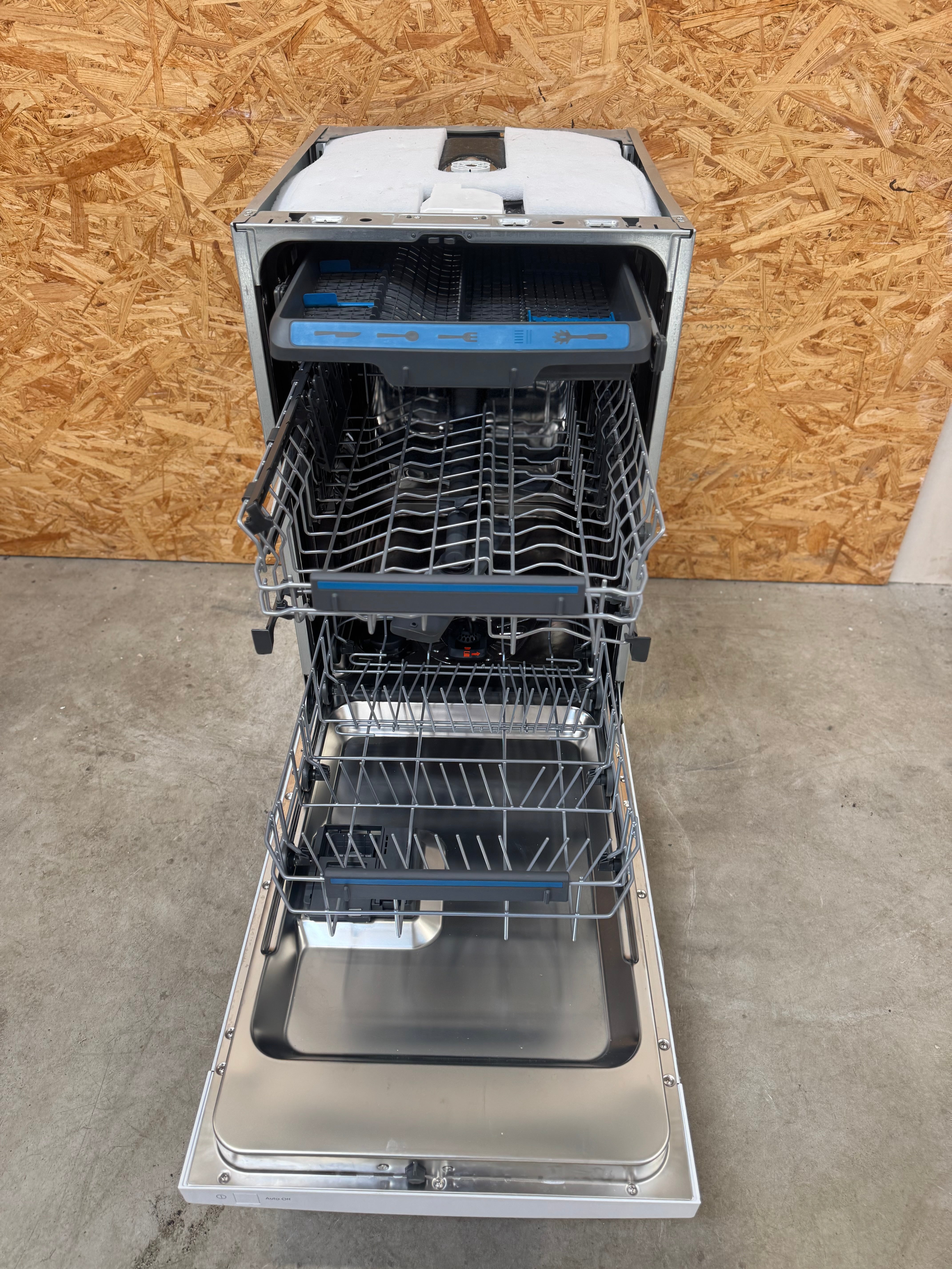 Electrolux 45 cm. opvaskemaskine ESS43300UW - D18890
