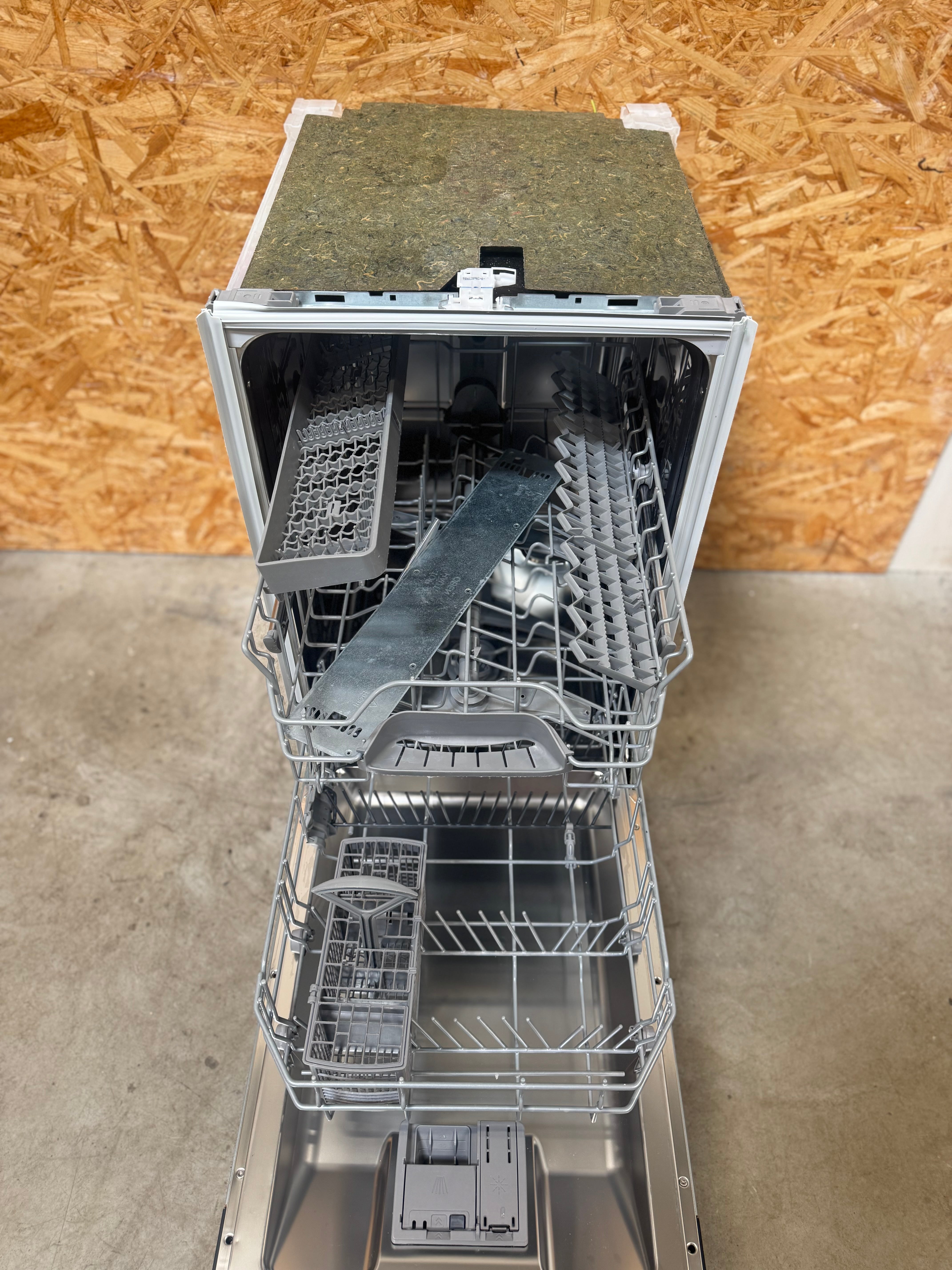 Bosch 45 cm integrerbar opvaskemaskine SPV25CX01E - D18696