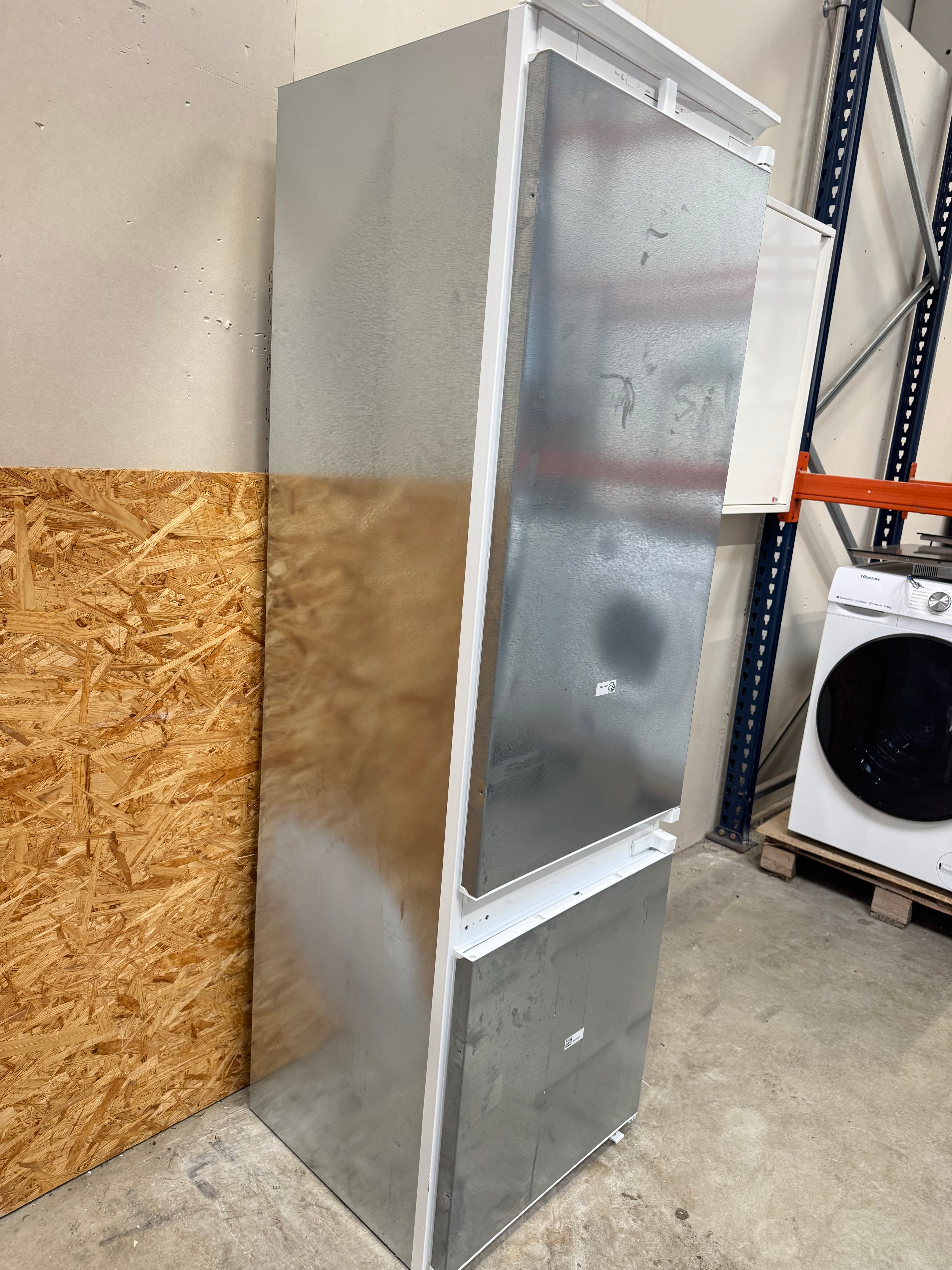 Siemens integrerbar køle/fryseskab KI87VNSF0 - D18186