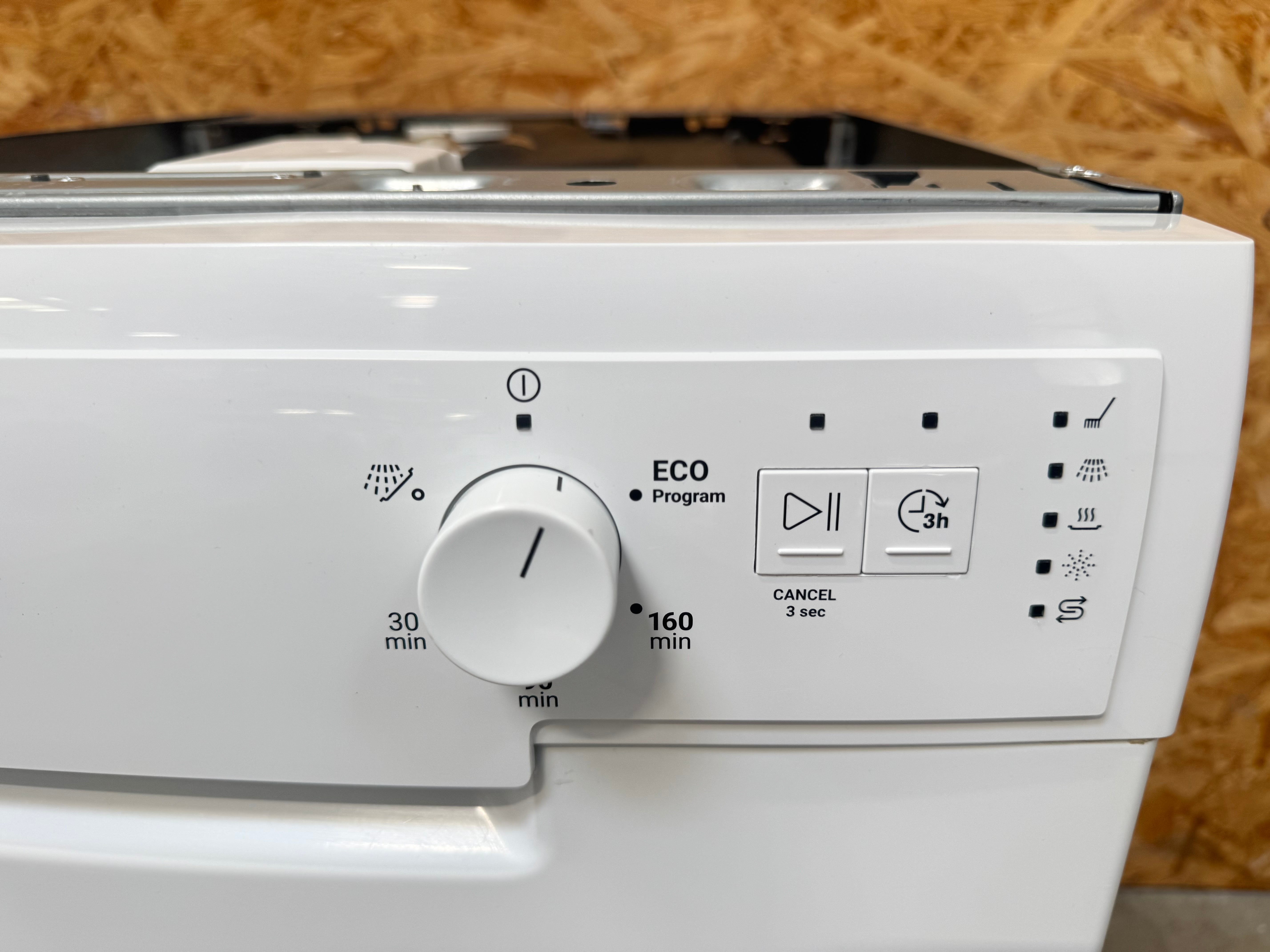 Zanussi 45 cm. opvaskemaskine ZSFN121W1 - D19265