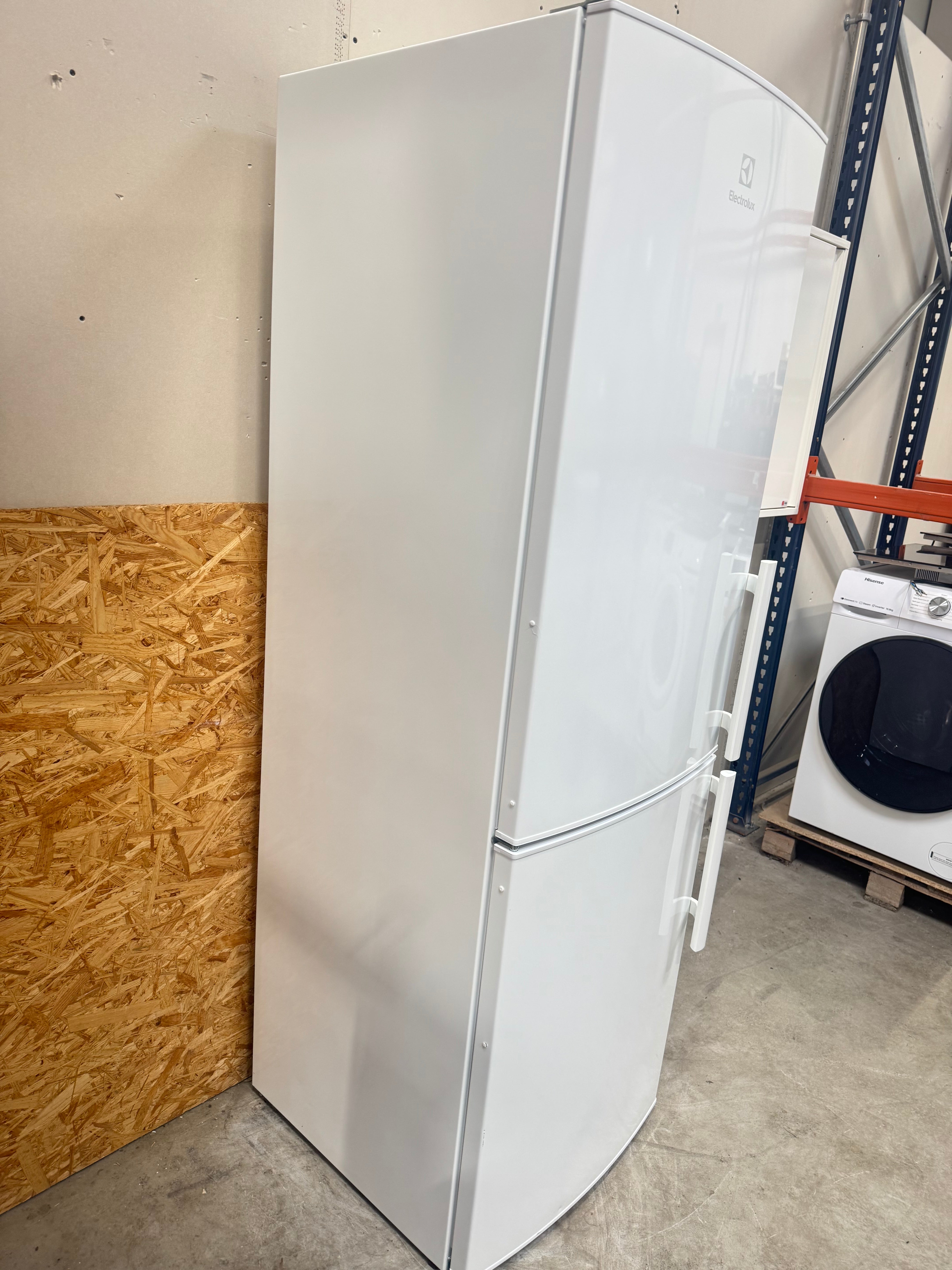 Electrolux køle/fryseskab EN3451JOW - D19206