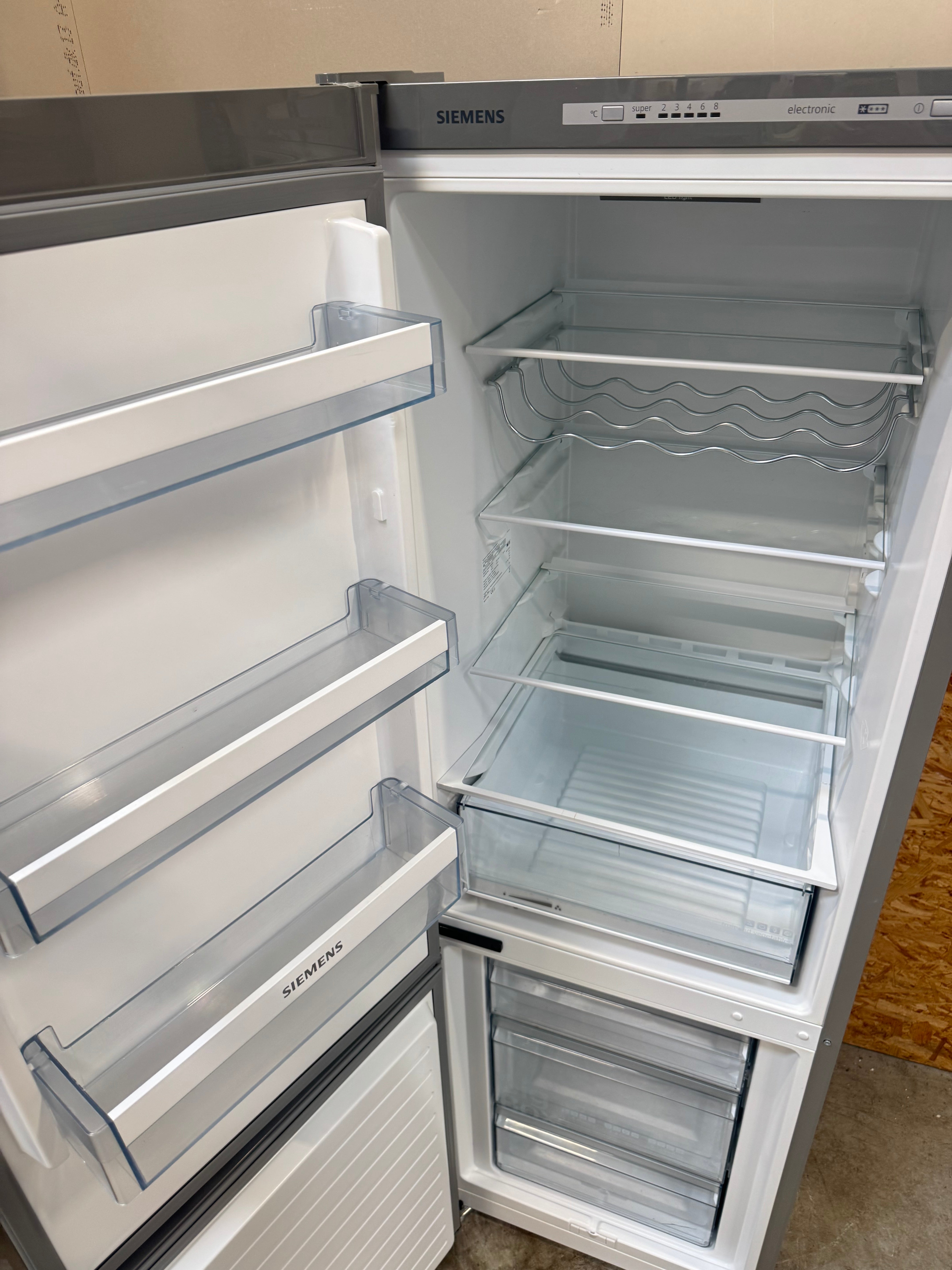 Siemens køle/fryseskab KG36VVI32 - D19287