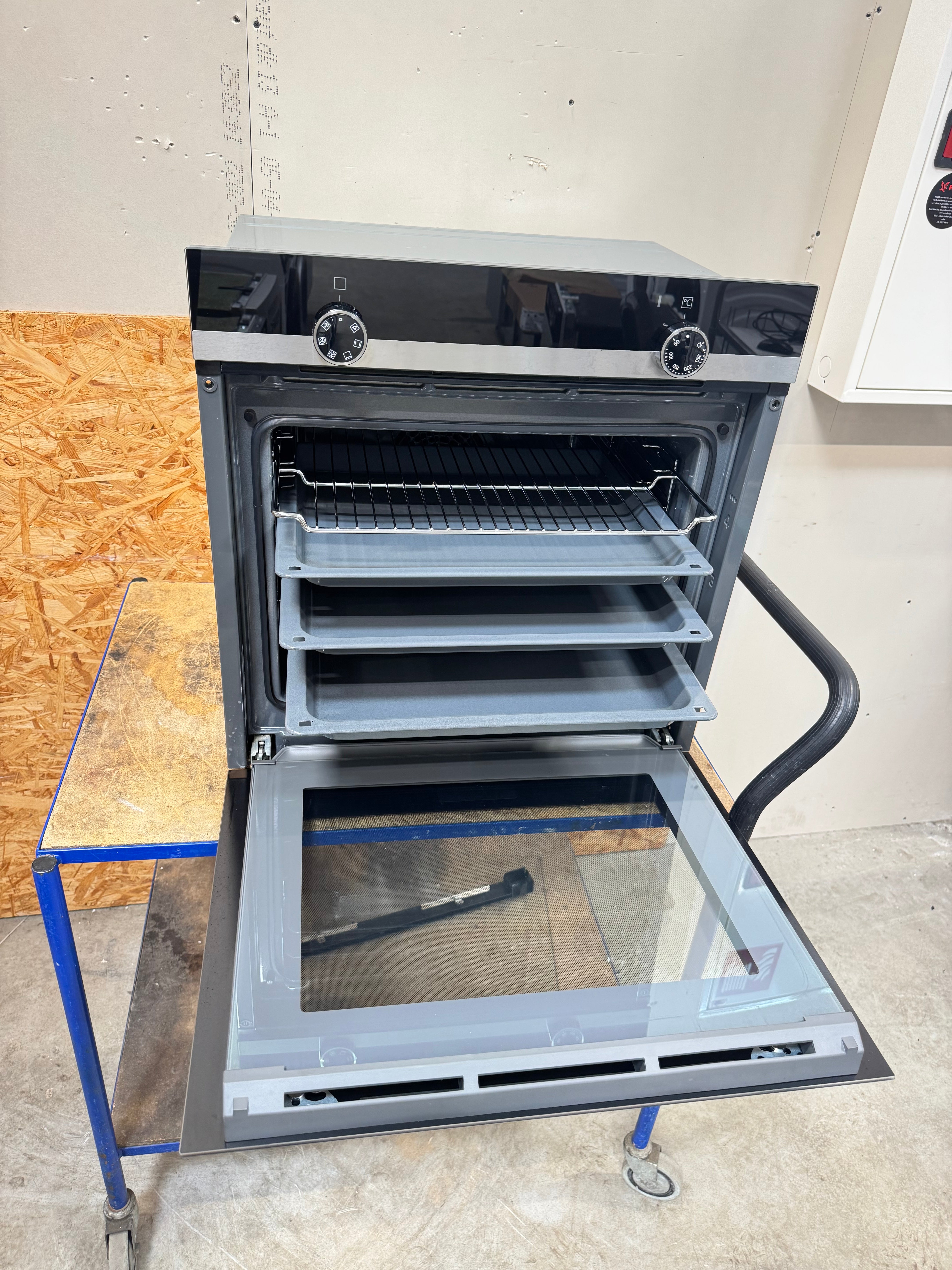 Siemens indbygningsovn HB510ABR0S - D18641
