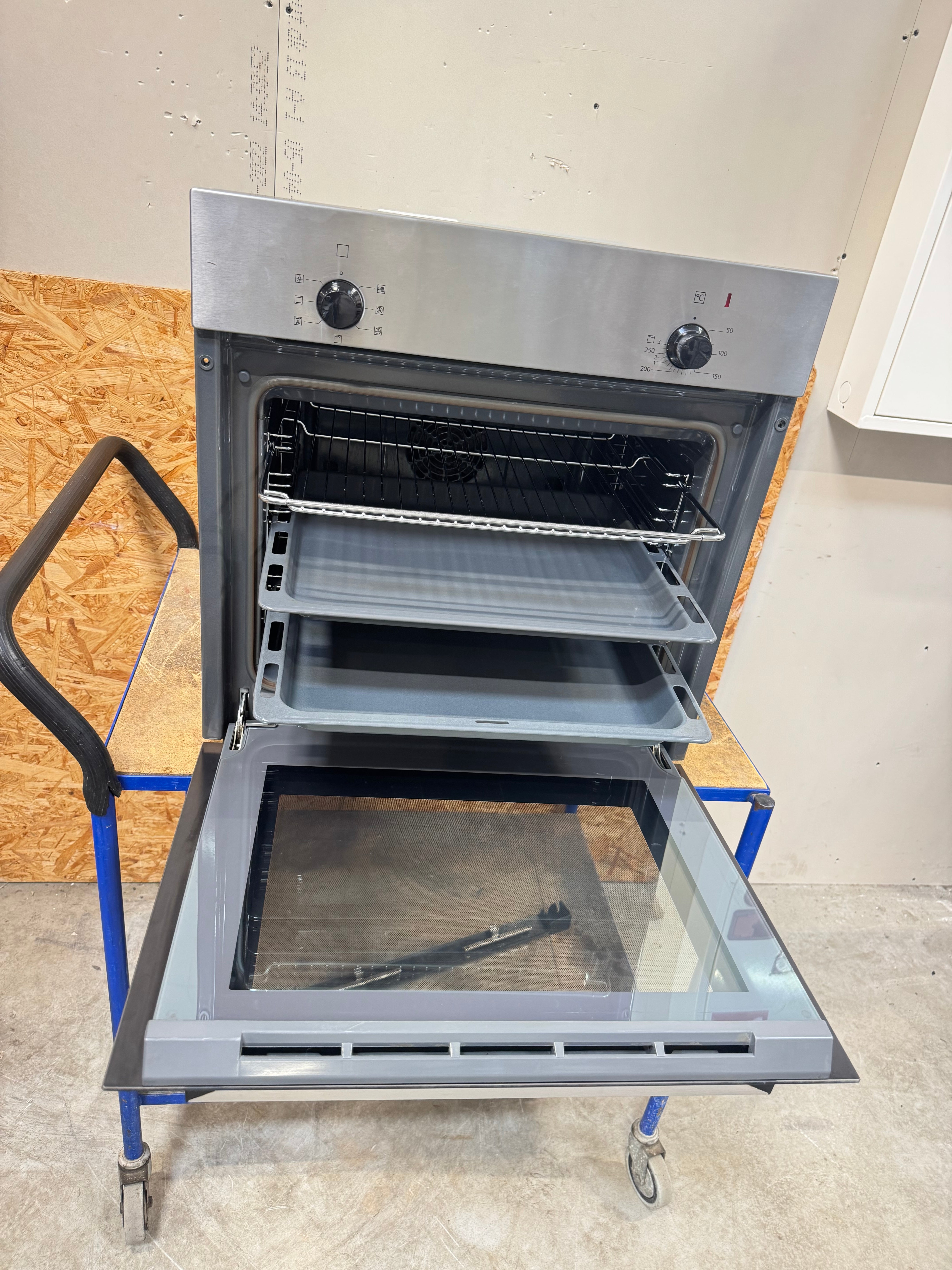 Siemens indbygningsovn HB010FBR0S - D17980