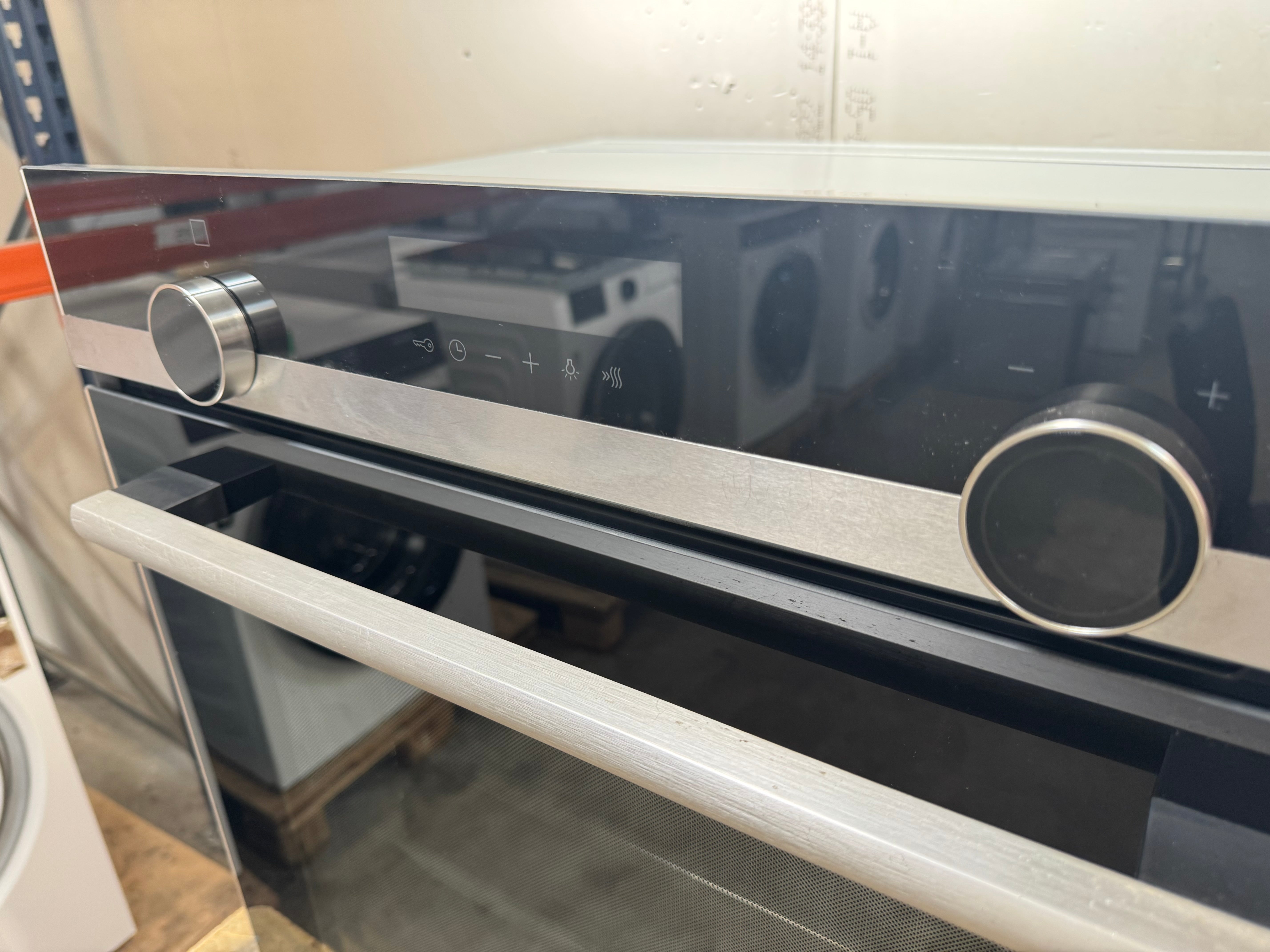 Siemens indbygningsovn HB578ACS0S - D19453