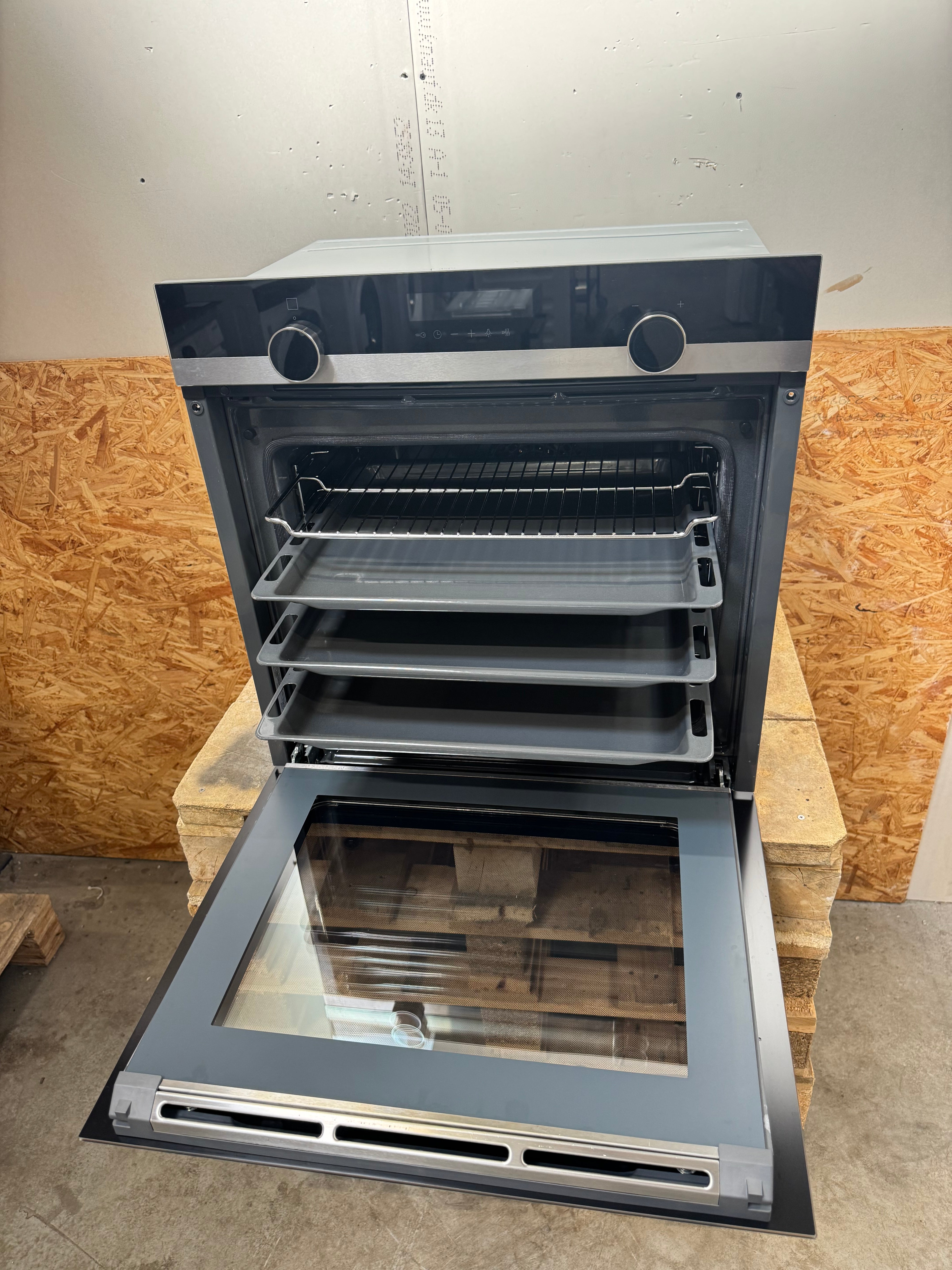Siemens indbygningsovn HB578ACS0S - D19453
